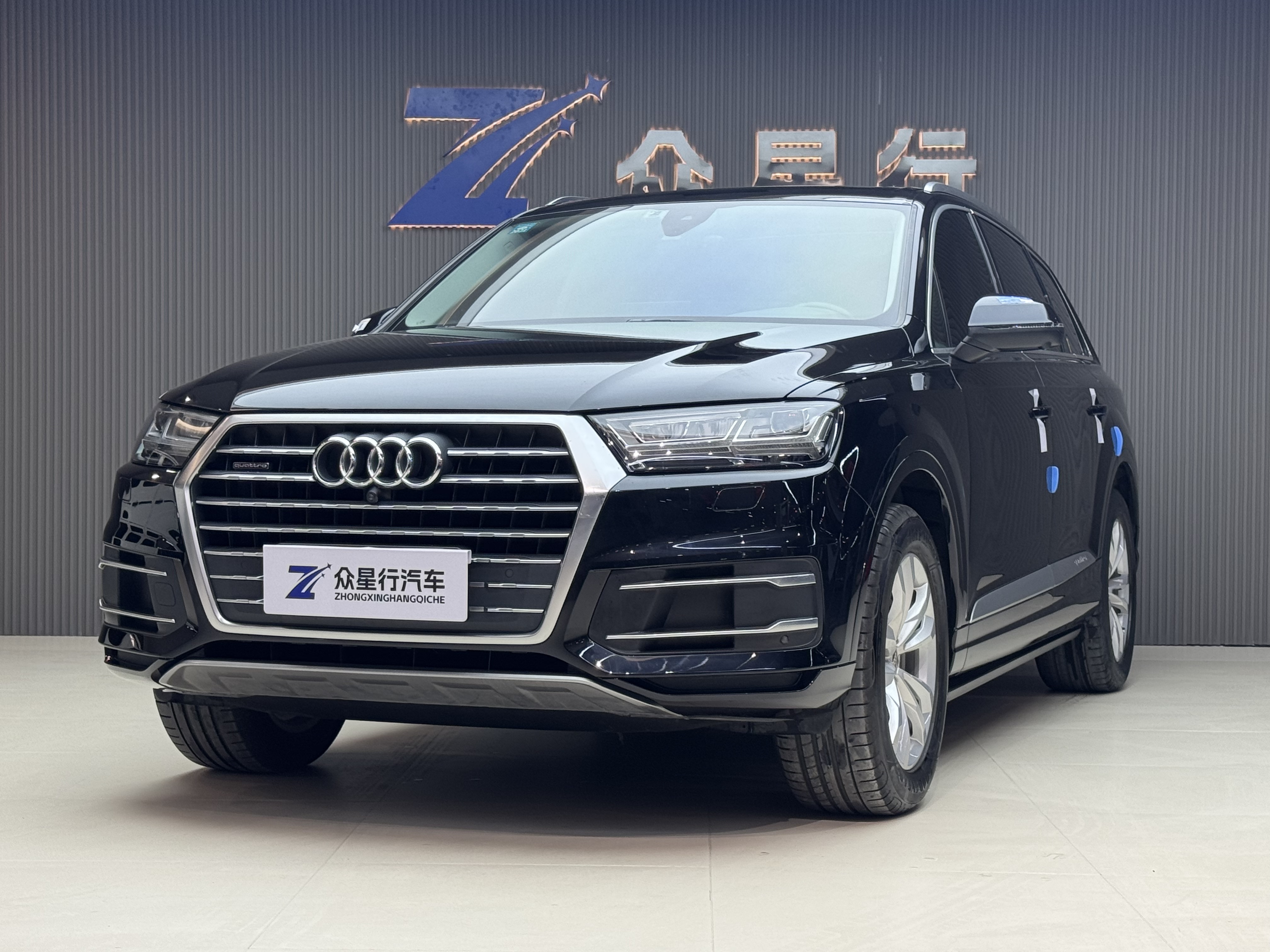 Audi Q7 2019 car image 