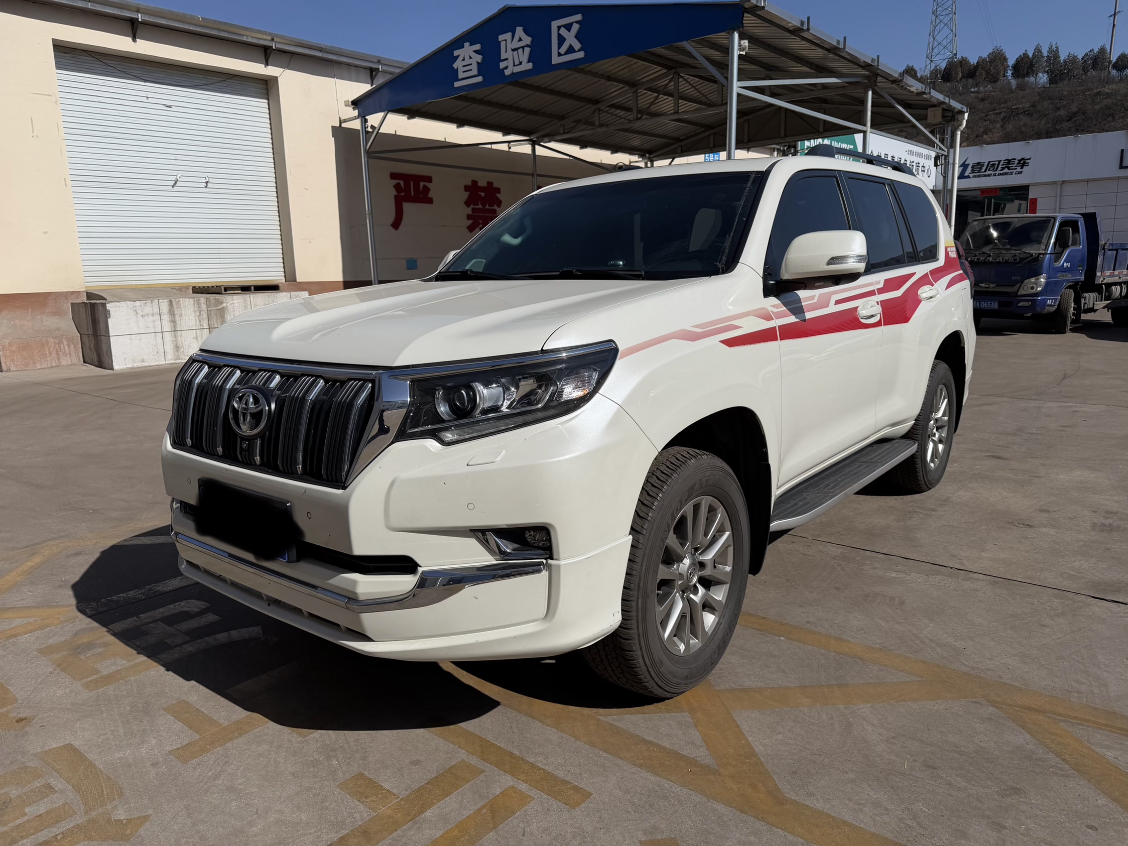 Toyota Land Cruiser Prado 2019 Toyota Land Cruiser Prado 2019 汽车图片
