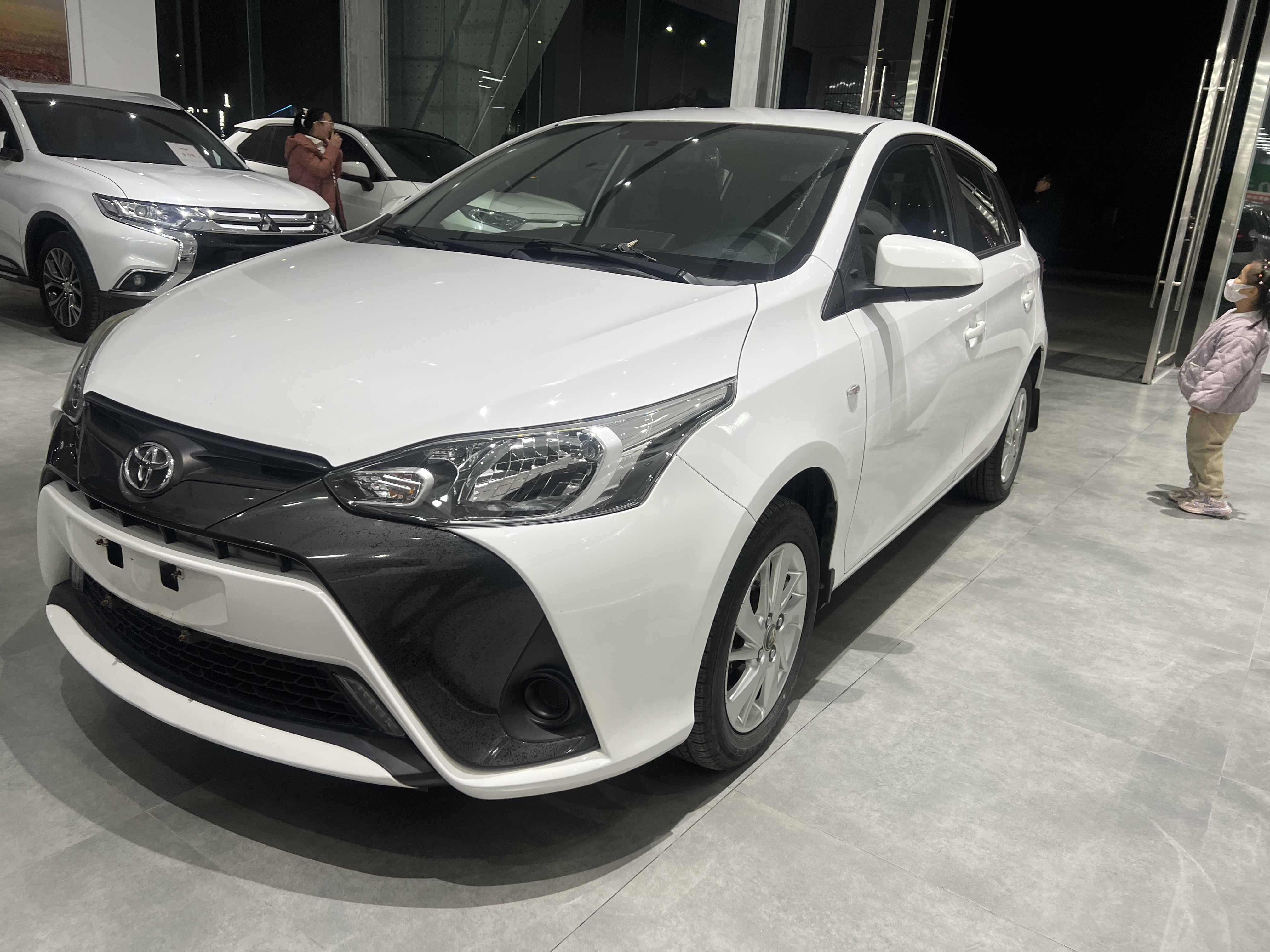 丰田 YARiS L 致炫 2018 汽车图片 