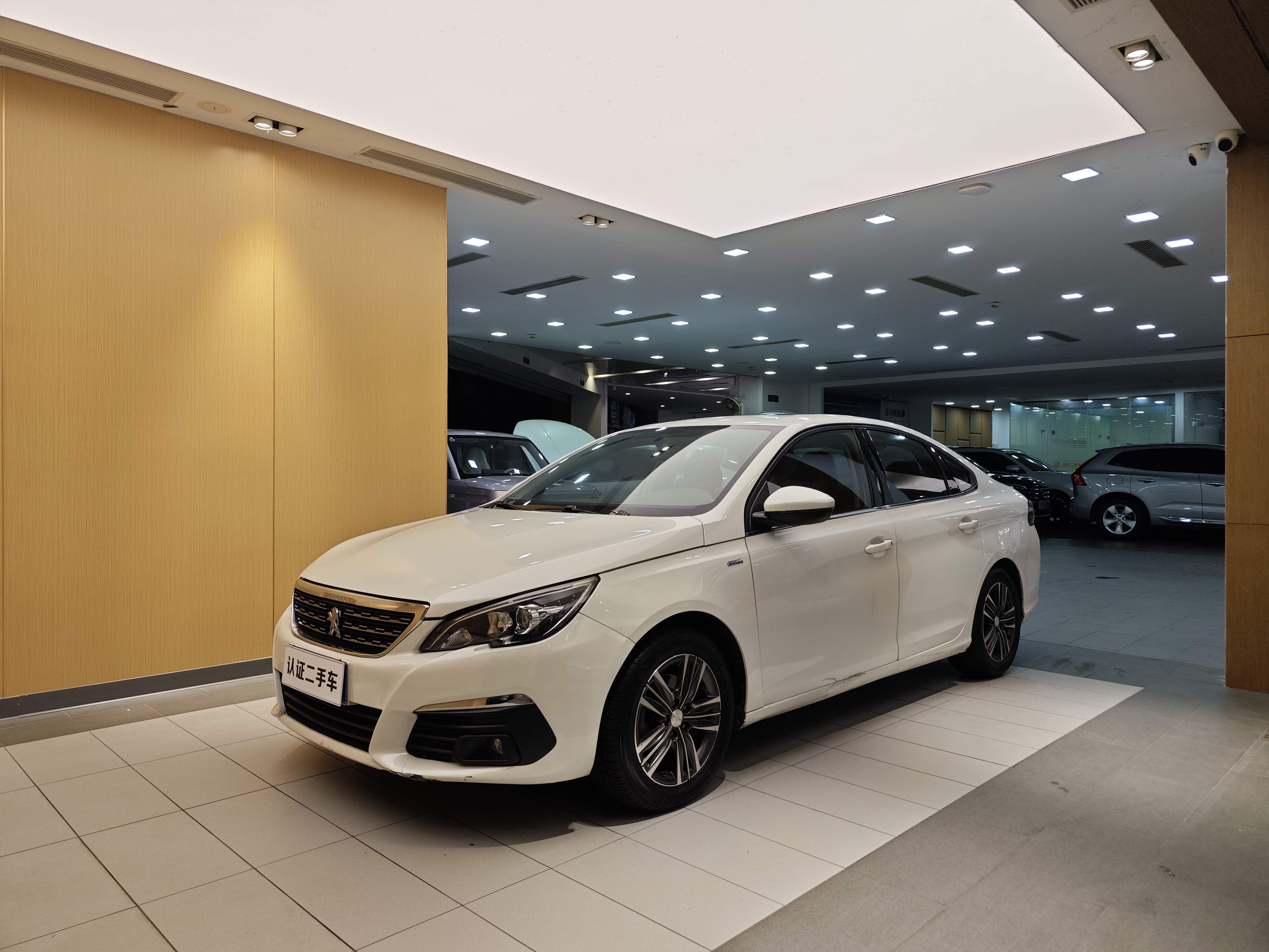 Peugeot 308 2019 汽车图片 