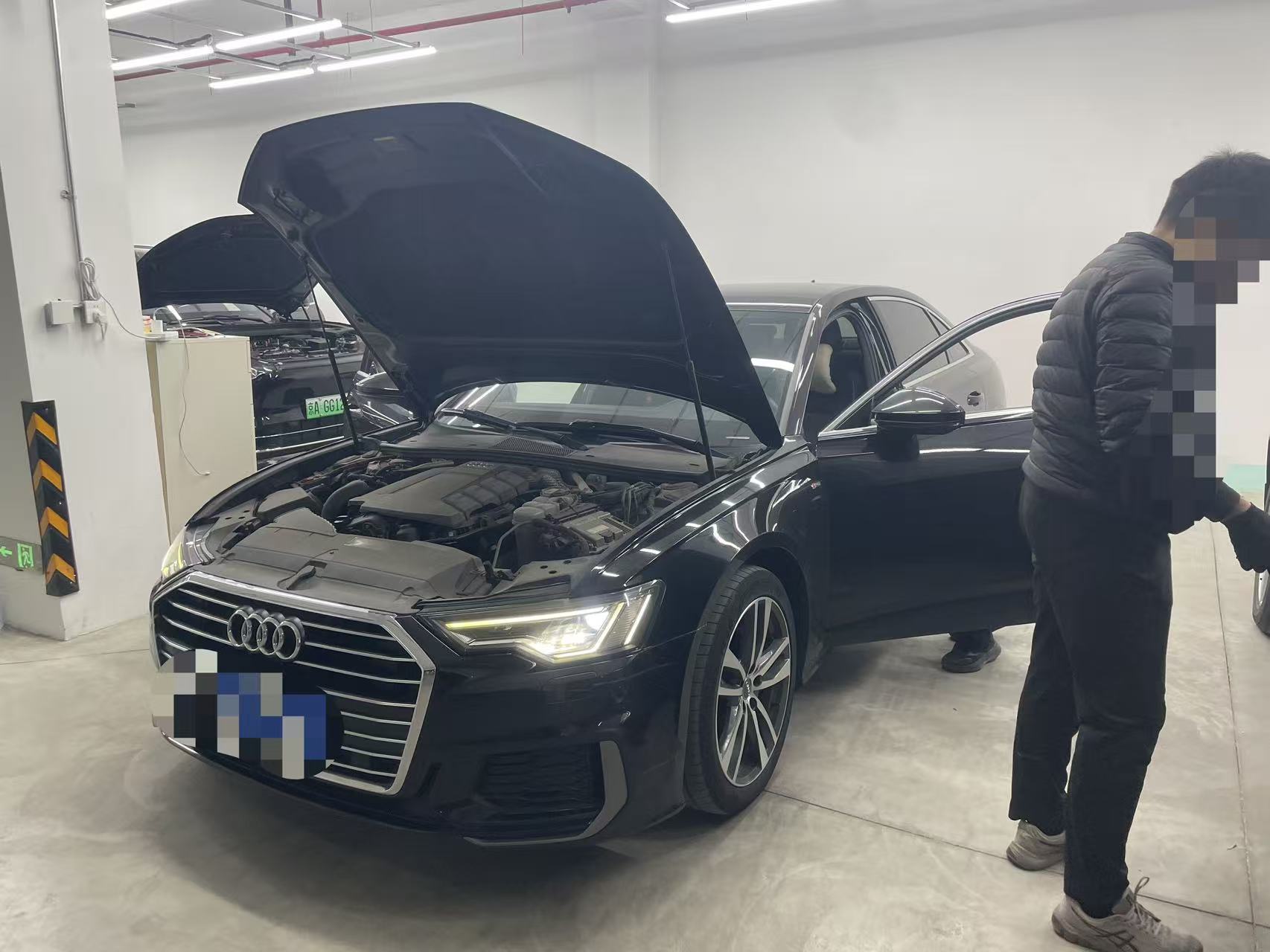 Audi A6L 2019 car image 