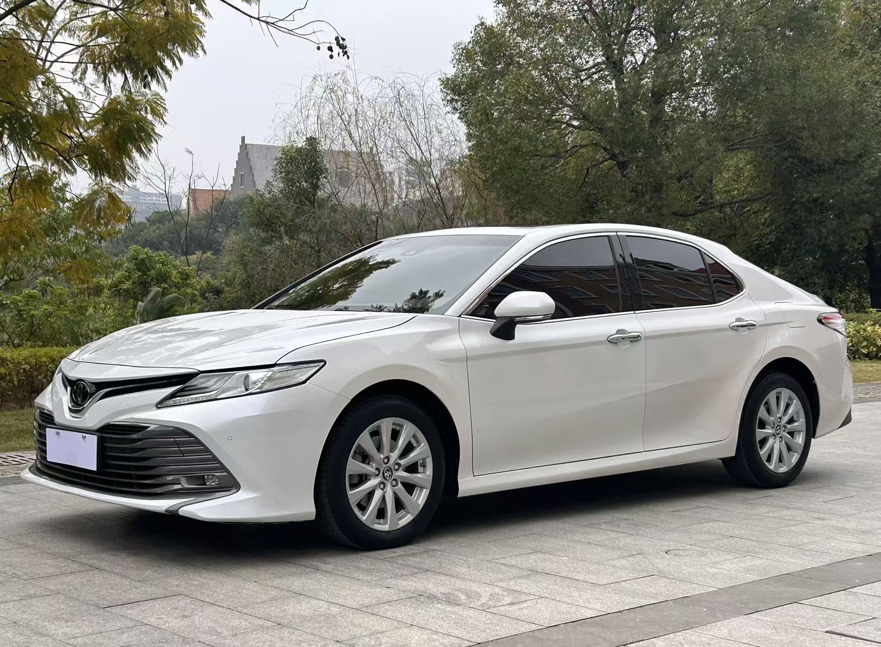Toyota Camry 2019 汽车图片 