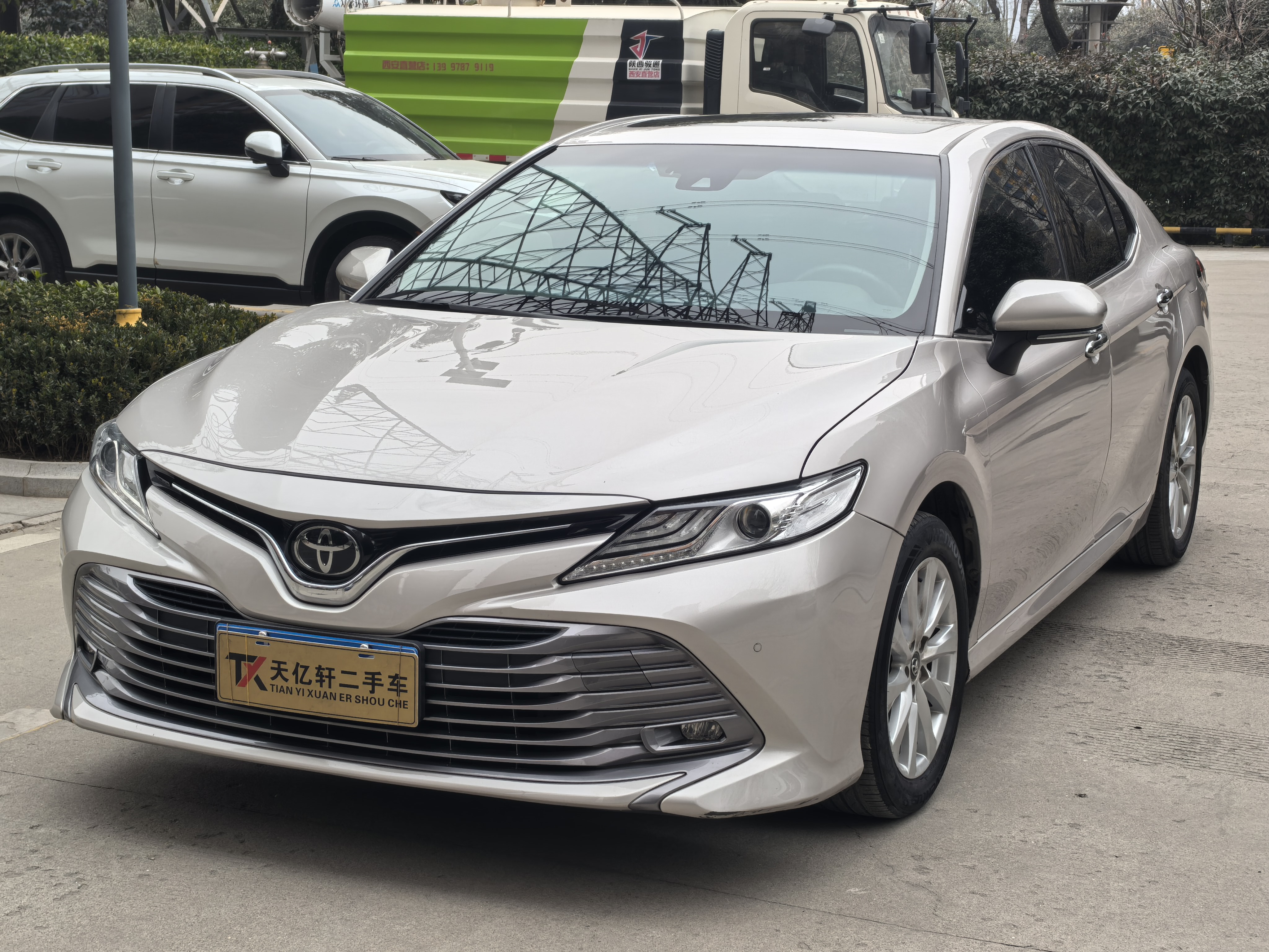 Toyota Camry 2020 car image 