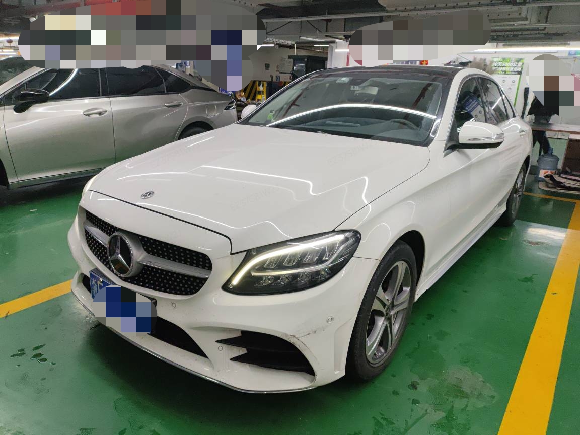 Mercedes-Benz C Class 2019 car image 