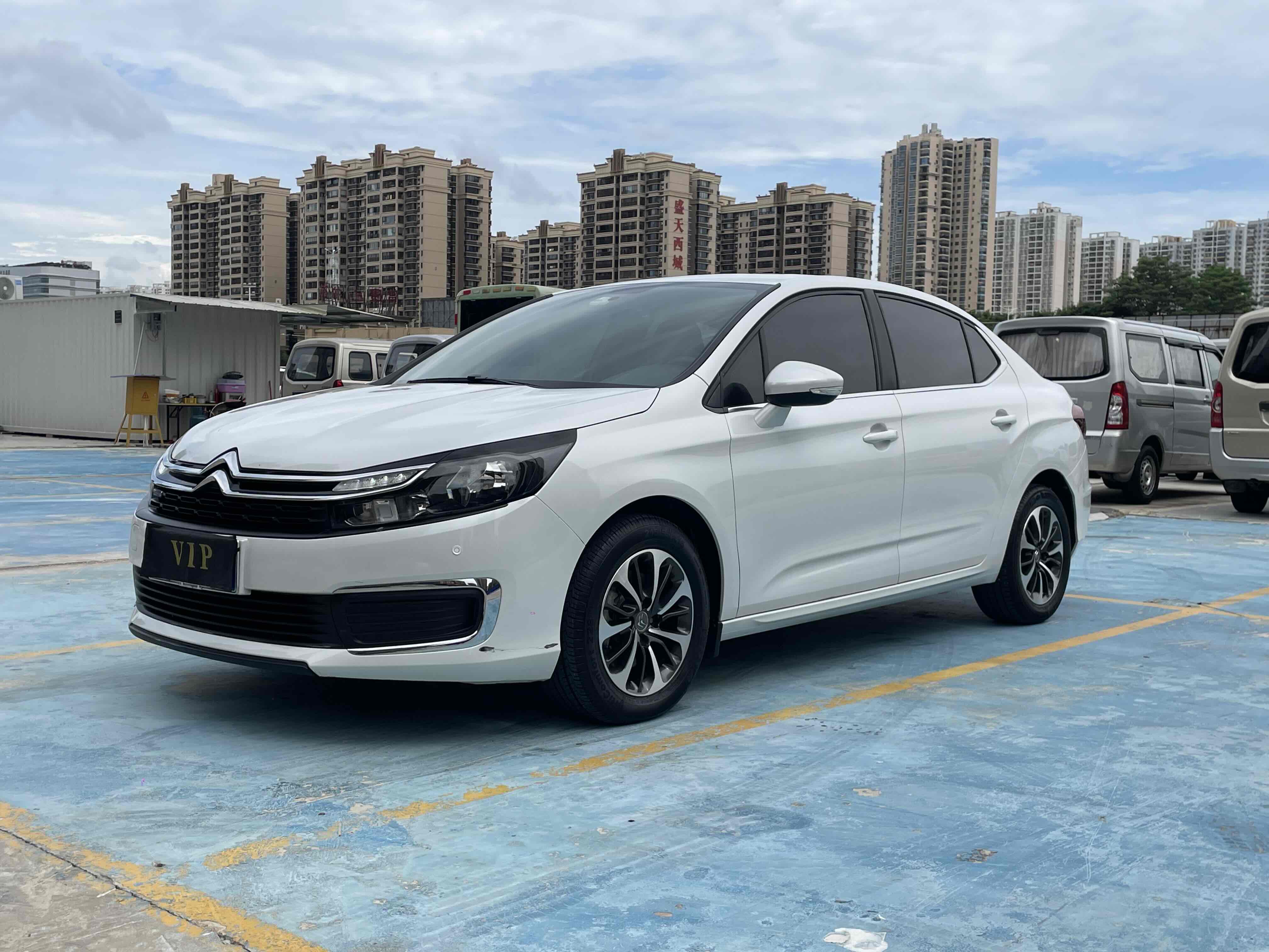 Citroen C4L 2019 car image 