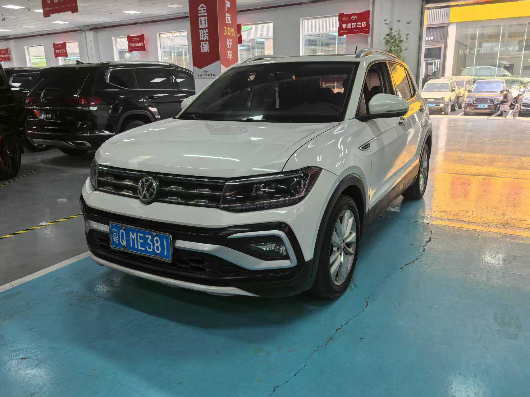 Volkswagen 2019 car image 