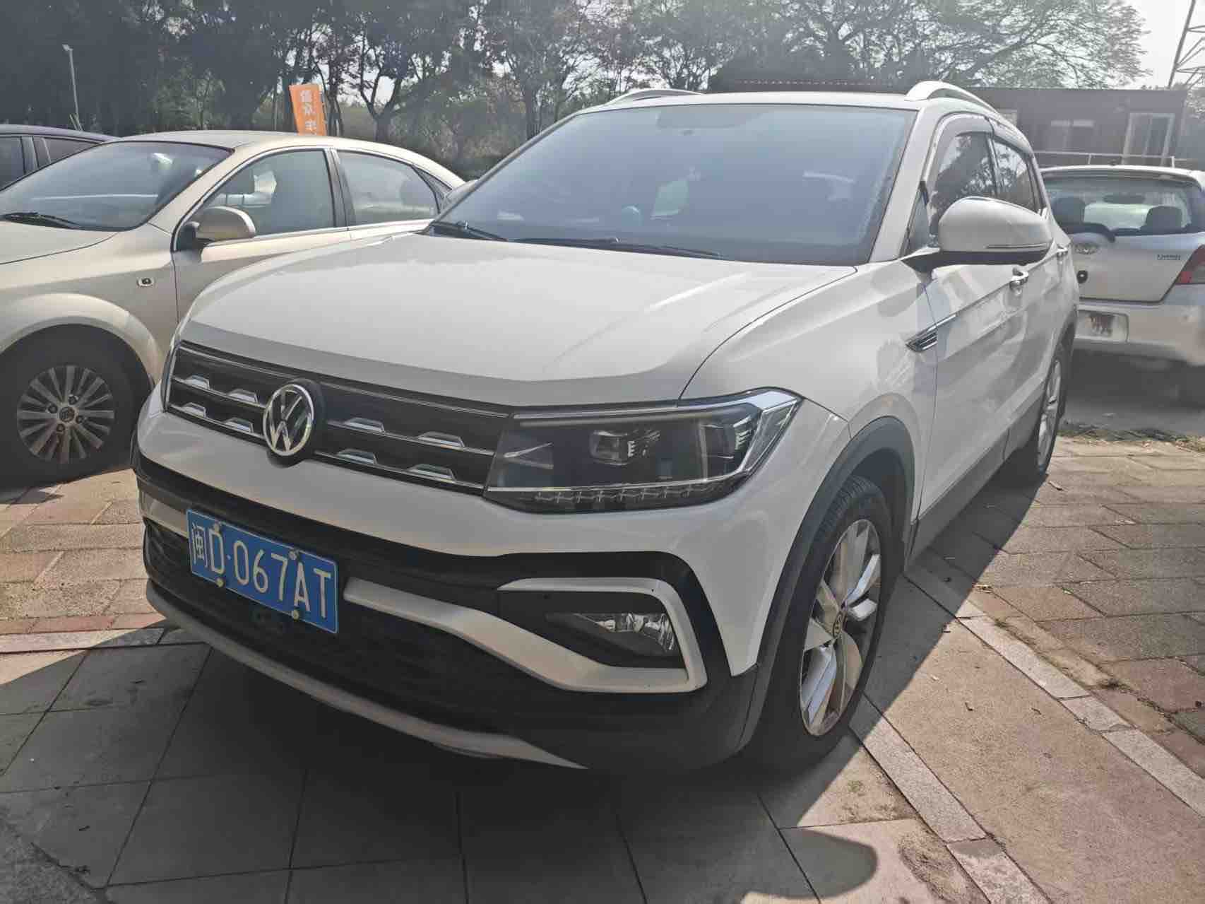 Volkswagen 2019 car image 