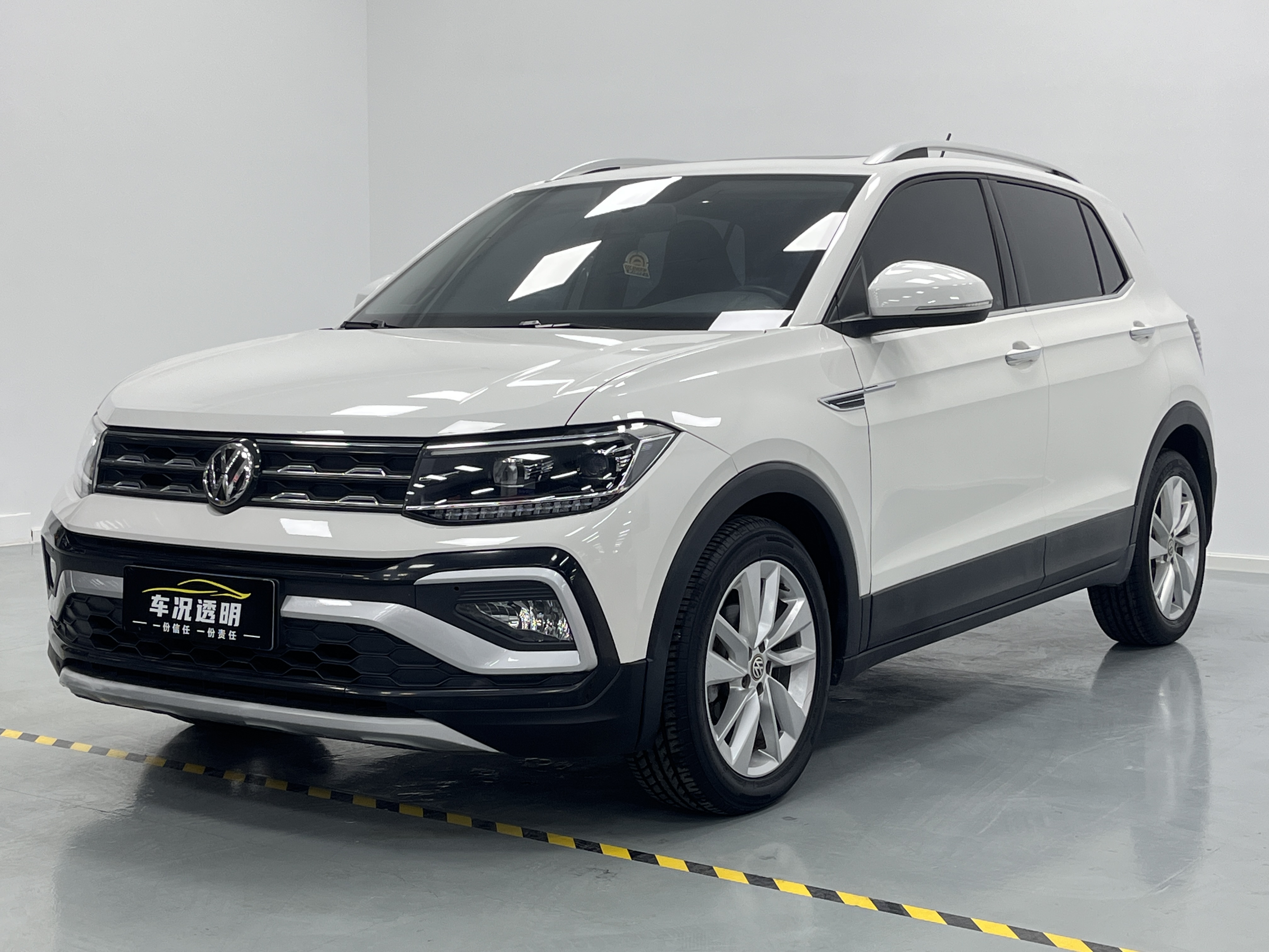 Volkswagen 2019 car image 