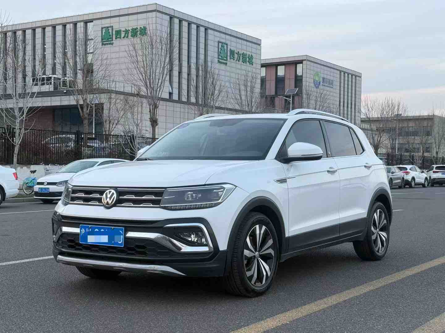 Volkswagen T-Cross 2020 immagine di auto 