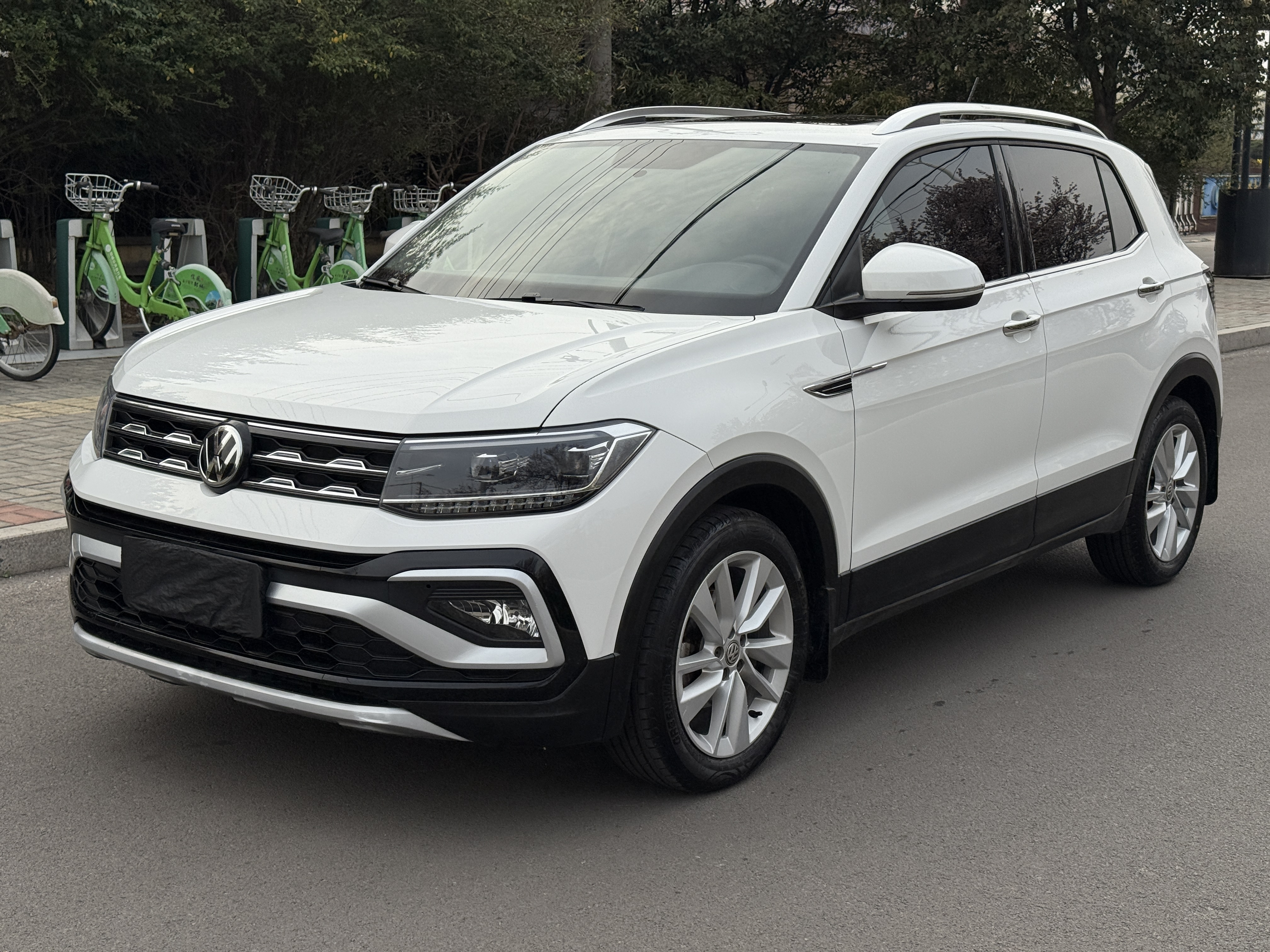 Volkswagen T-Cross 2020 Volkswagen T-Cross 2020 car image