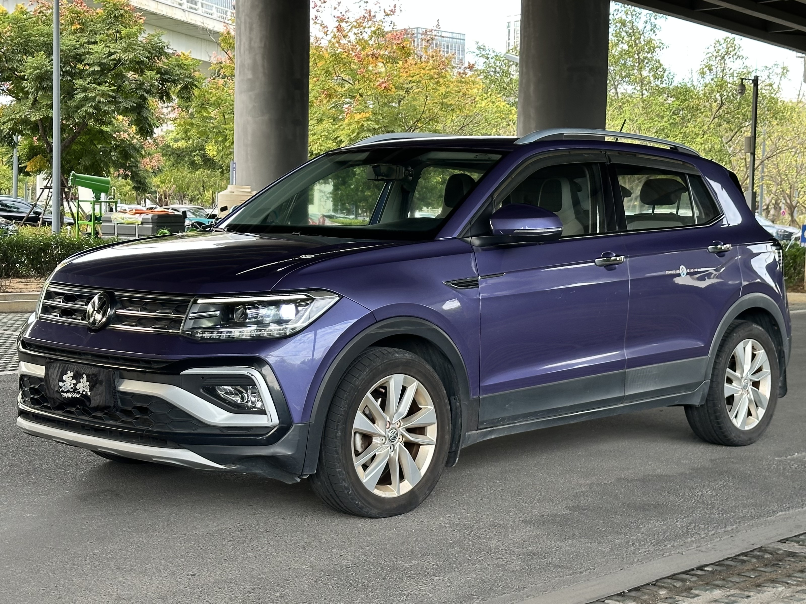 Volkswagen T-Cross 2020 Volkswagen T-Cross 2020 car image