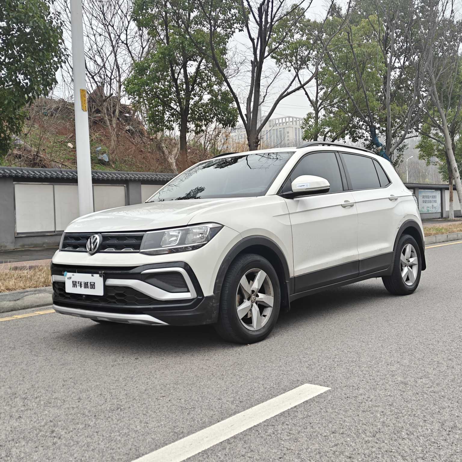 Volkswagen T-Cross 2020 car image 