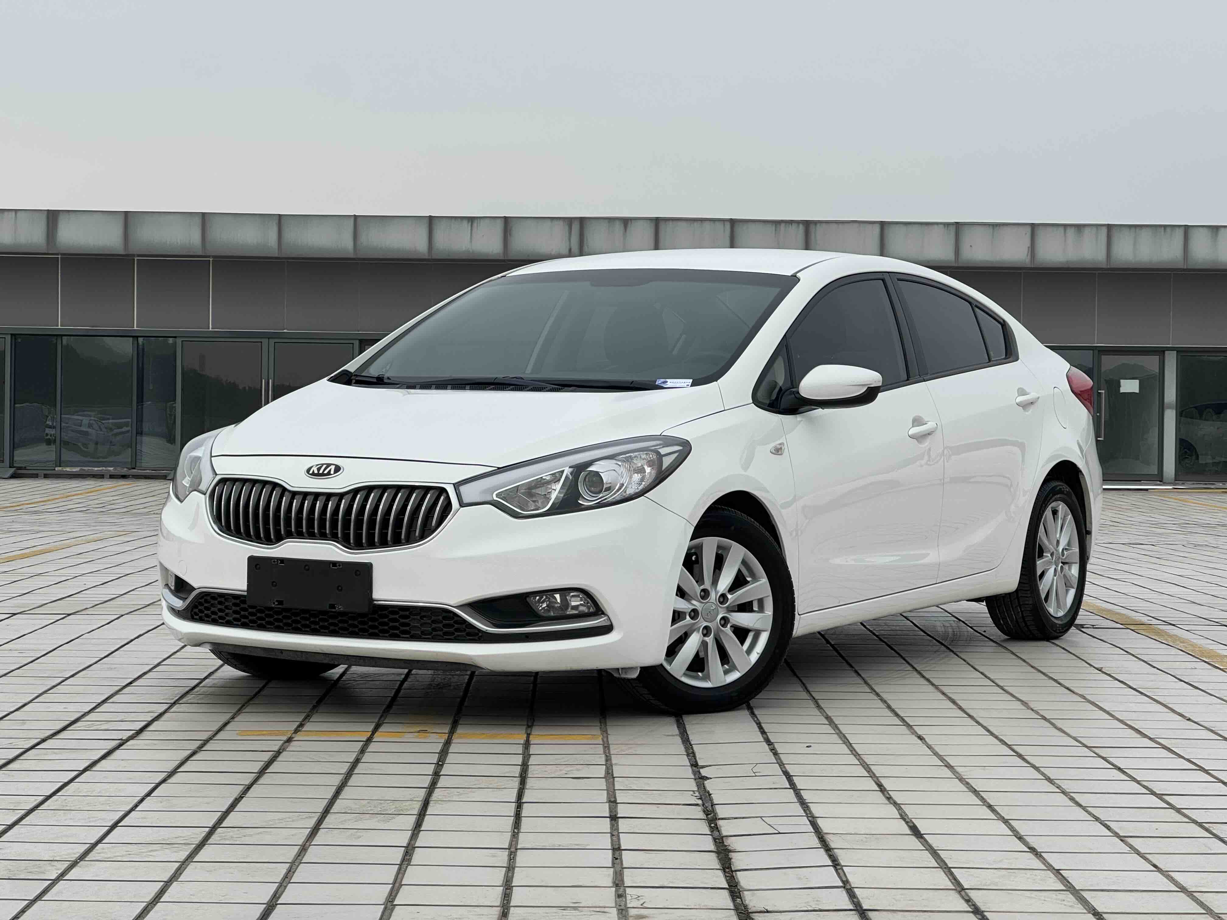 Kia K3 2016 Kia K3 2016 car image