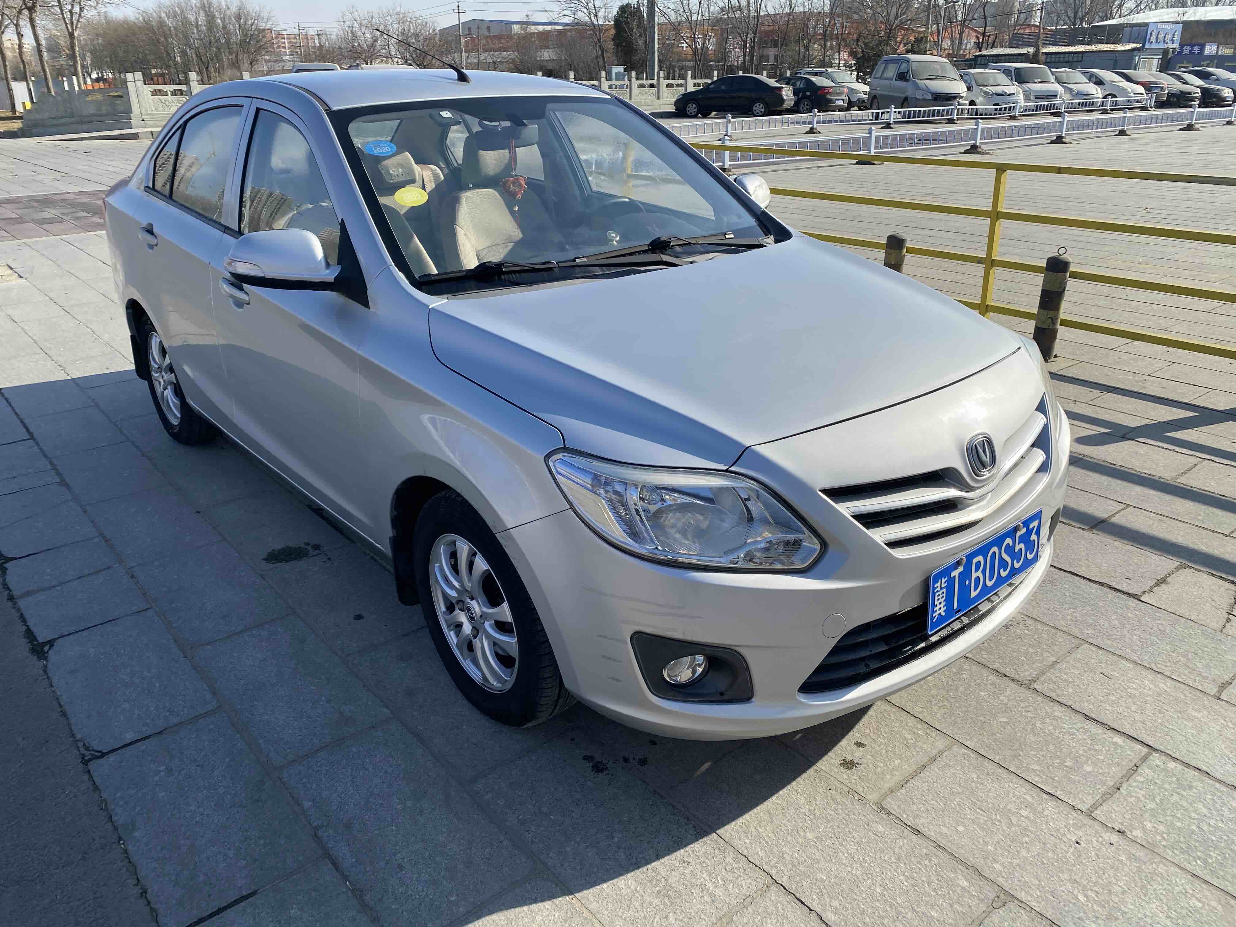 Changan Alsvin V3 2013 car image 
