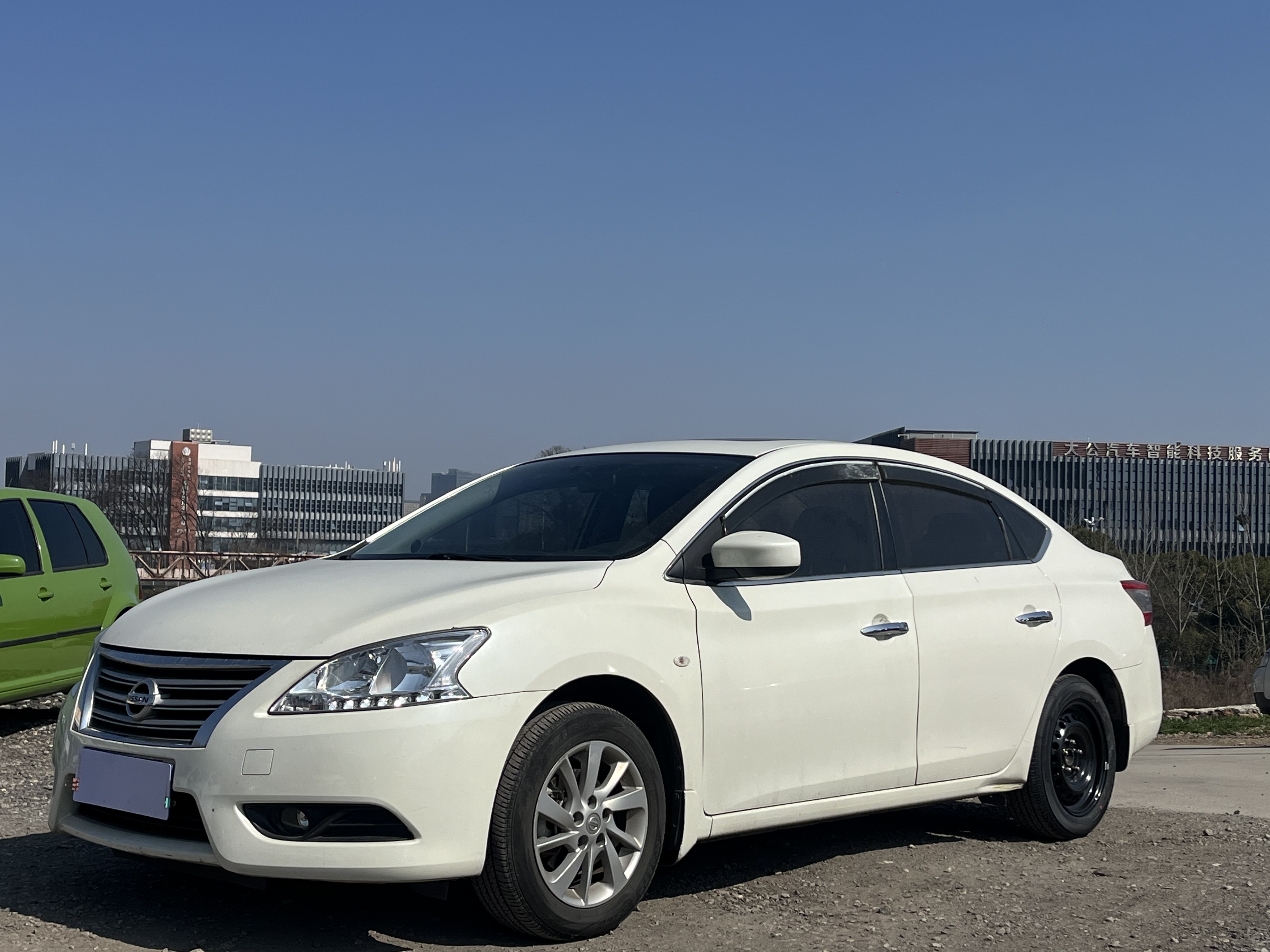Nissan Sylphy 2015 汽车图片 
