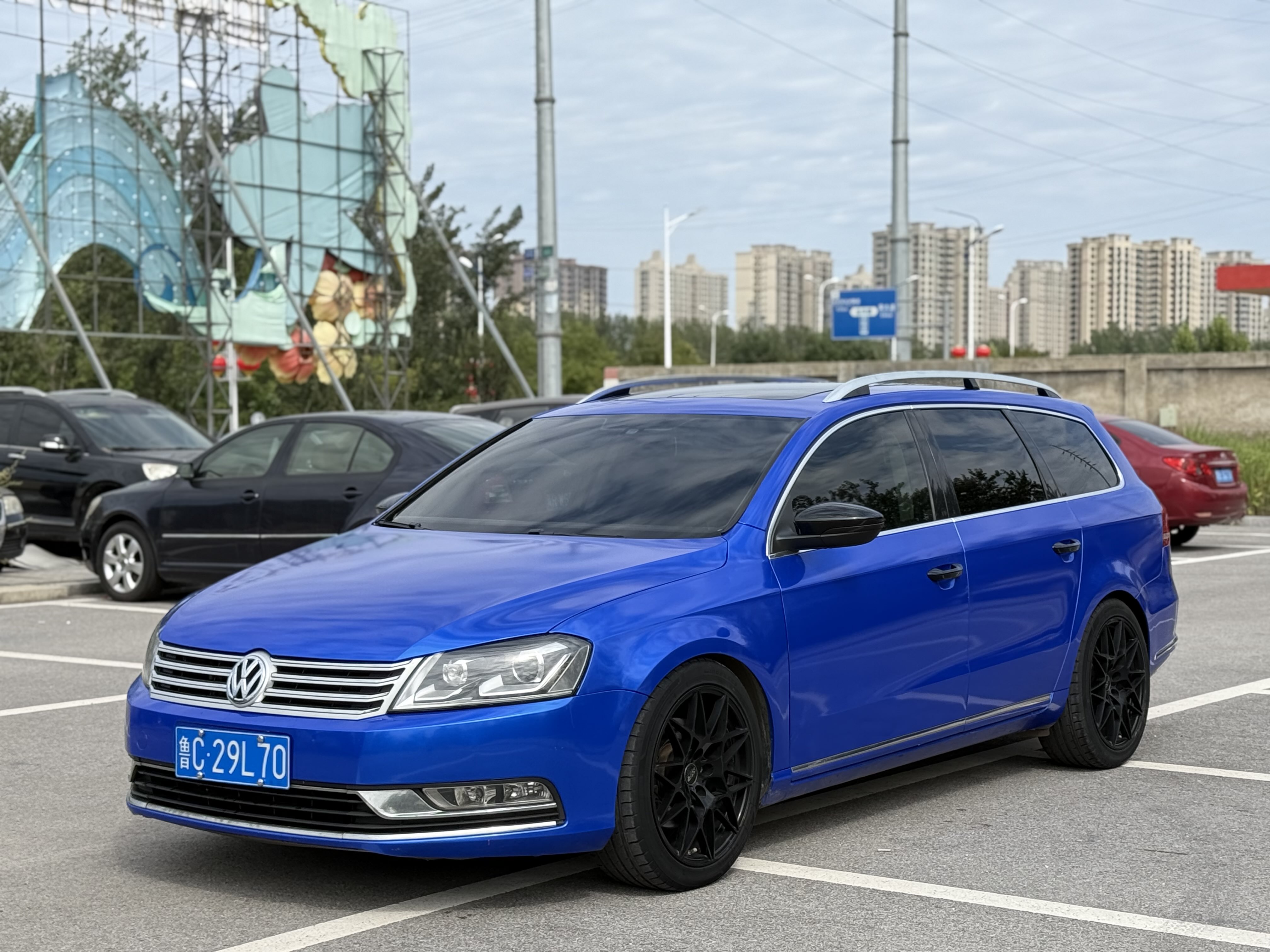 Volkswagen Magotan (Imported) 2013 car image 