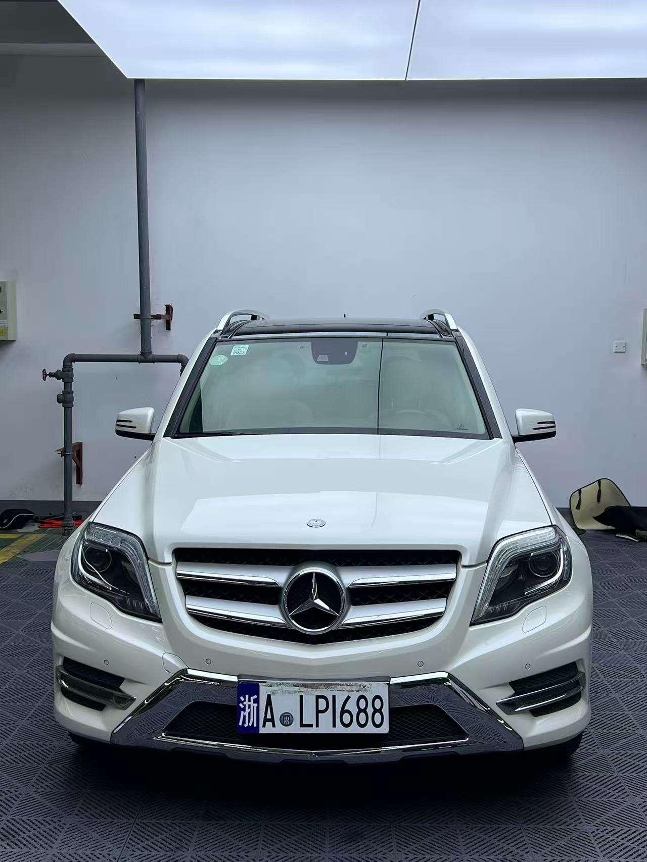 Mercedes-Benz GLK Class 2015 car image 