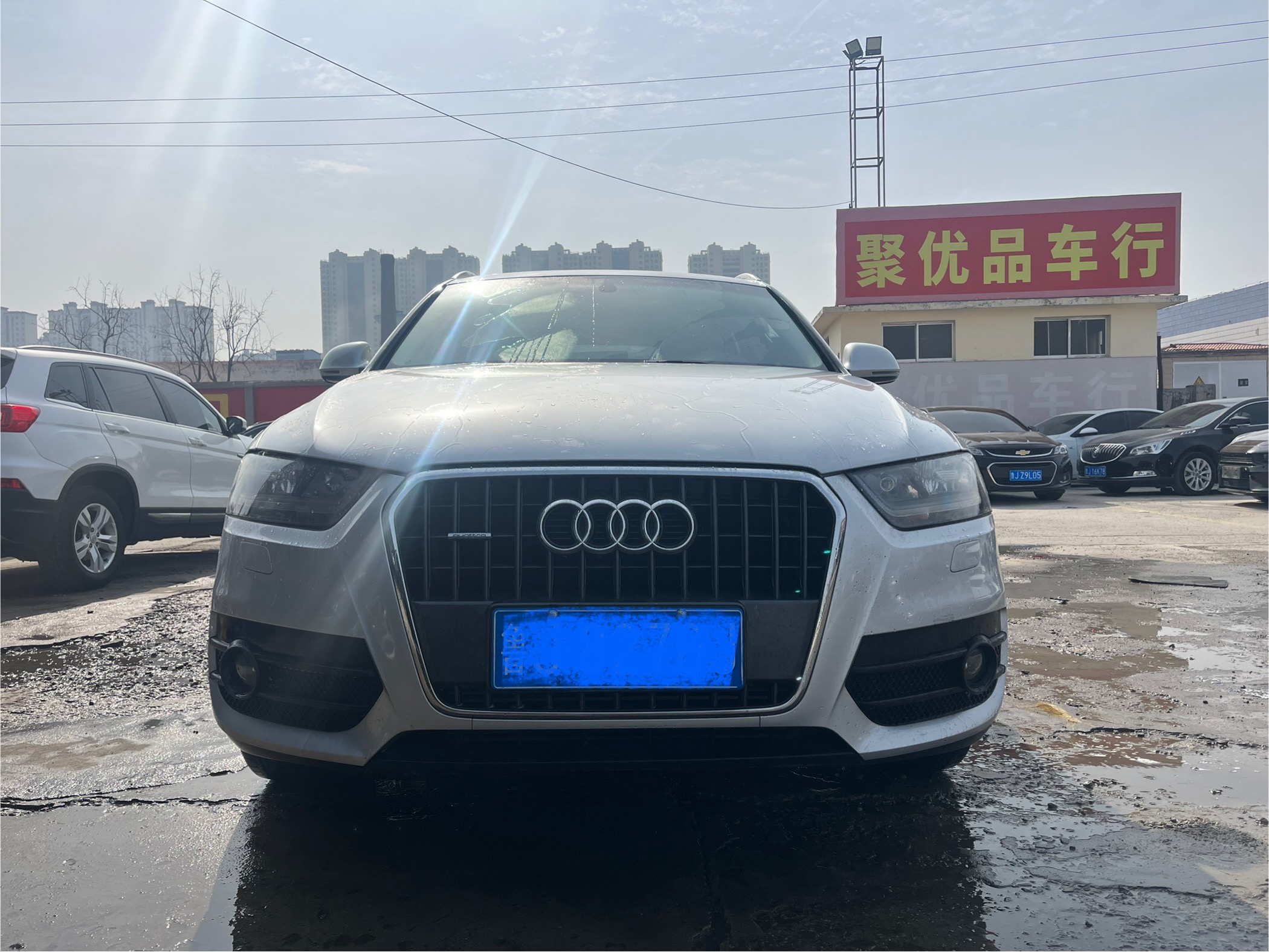 Audi Q3 2014 car image 