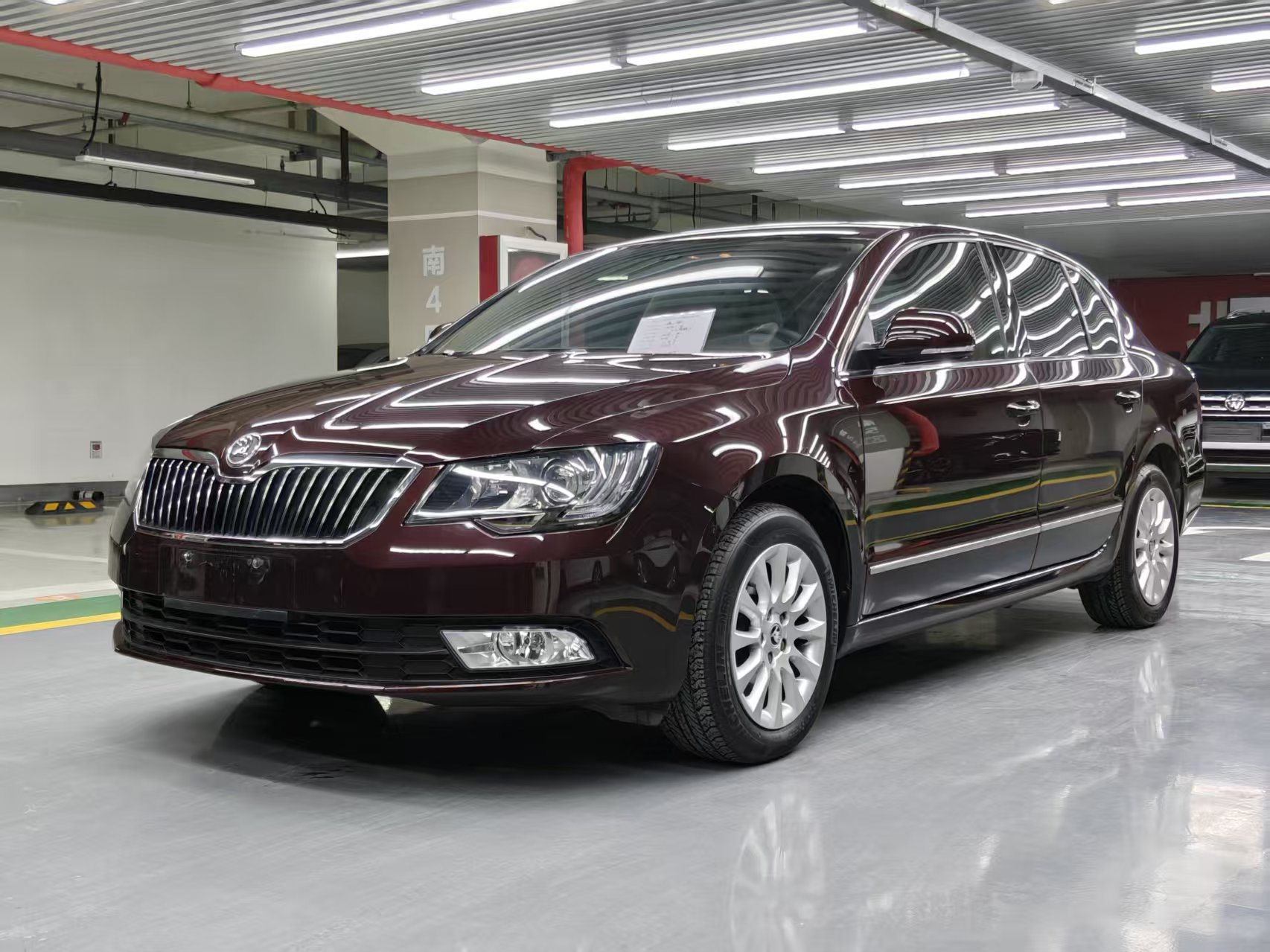 Skoda Superb 2014 汽车图片 