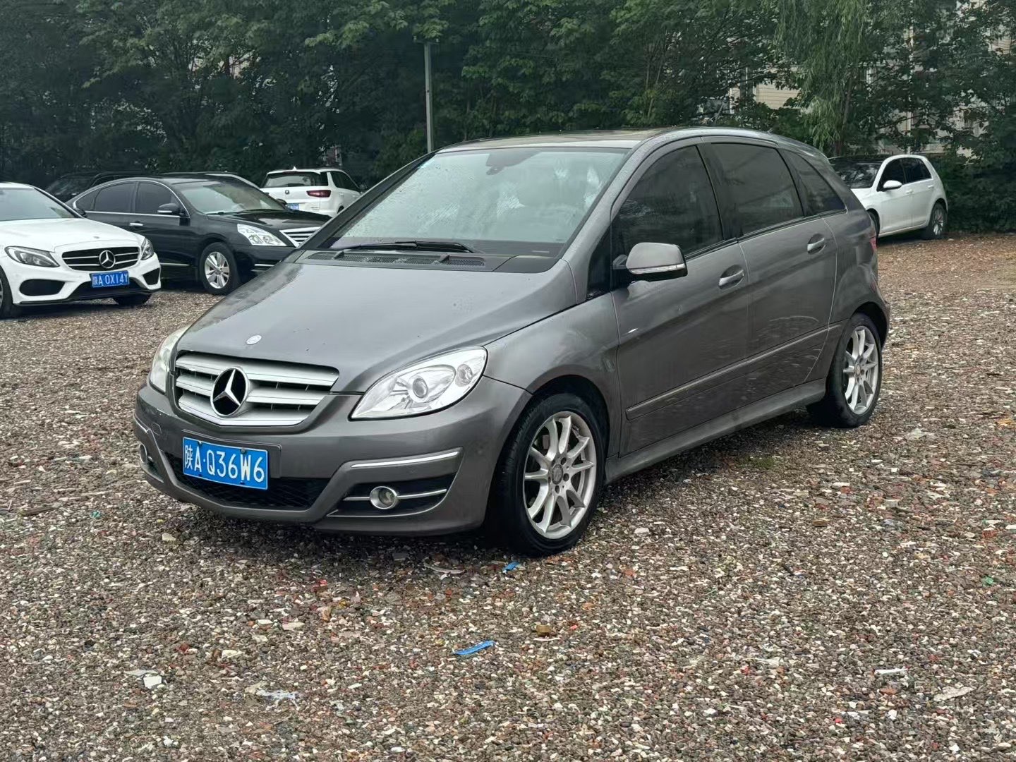 Mercedes-Benz B Class 2010 car image 
