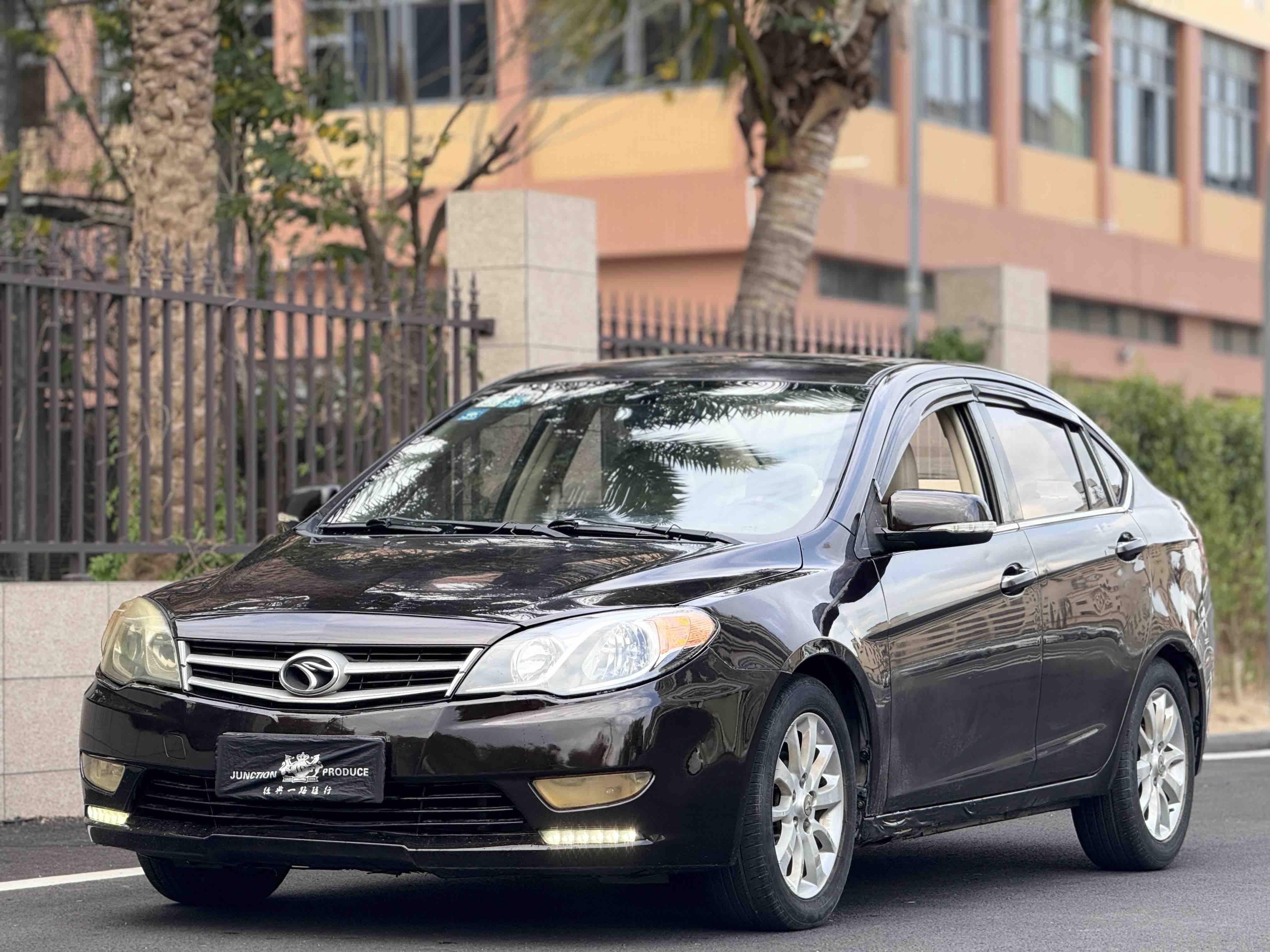 Soueast V5 Lingzhi 2013 汽车图片 