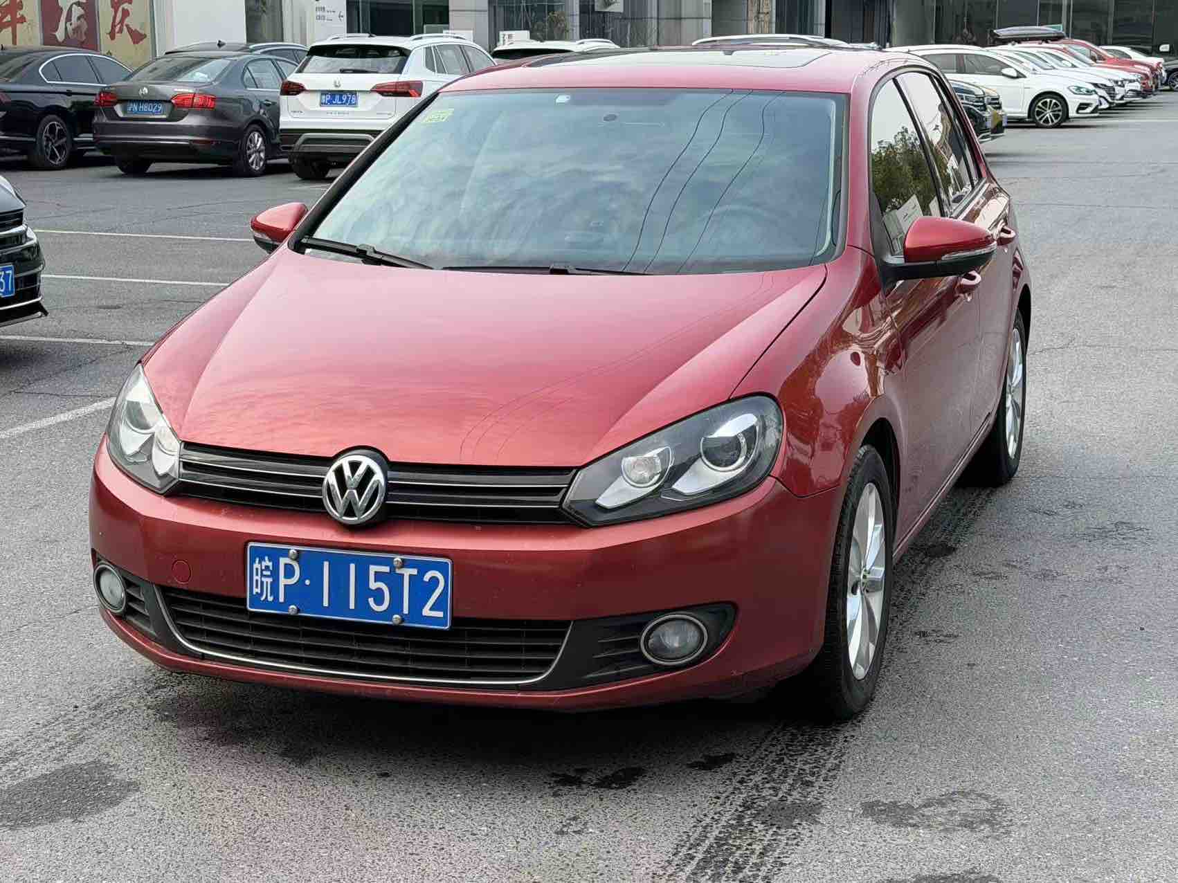 Volkswagen Golf 2012 Volkswagen Golf 2012 car image