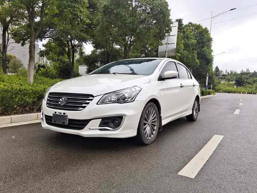 Suzuki Ciaz 2016 汽车图片 