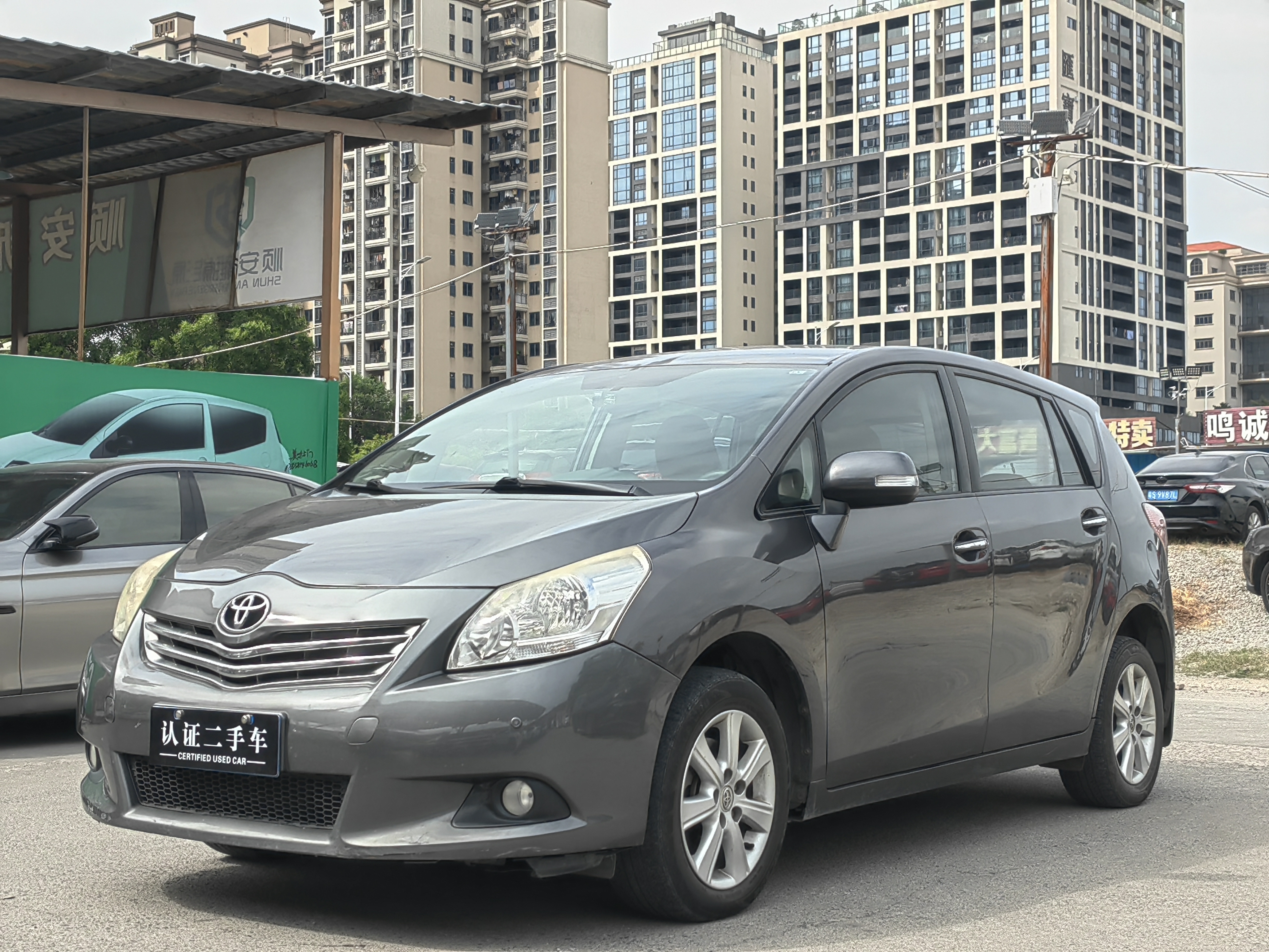 Toyota Verso 2011 car image 