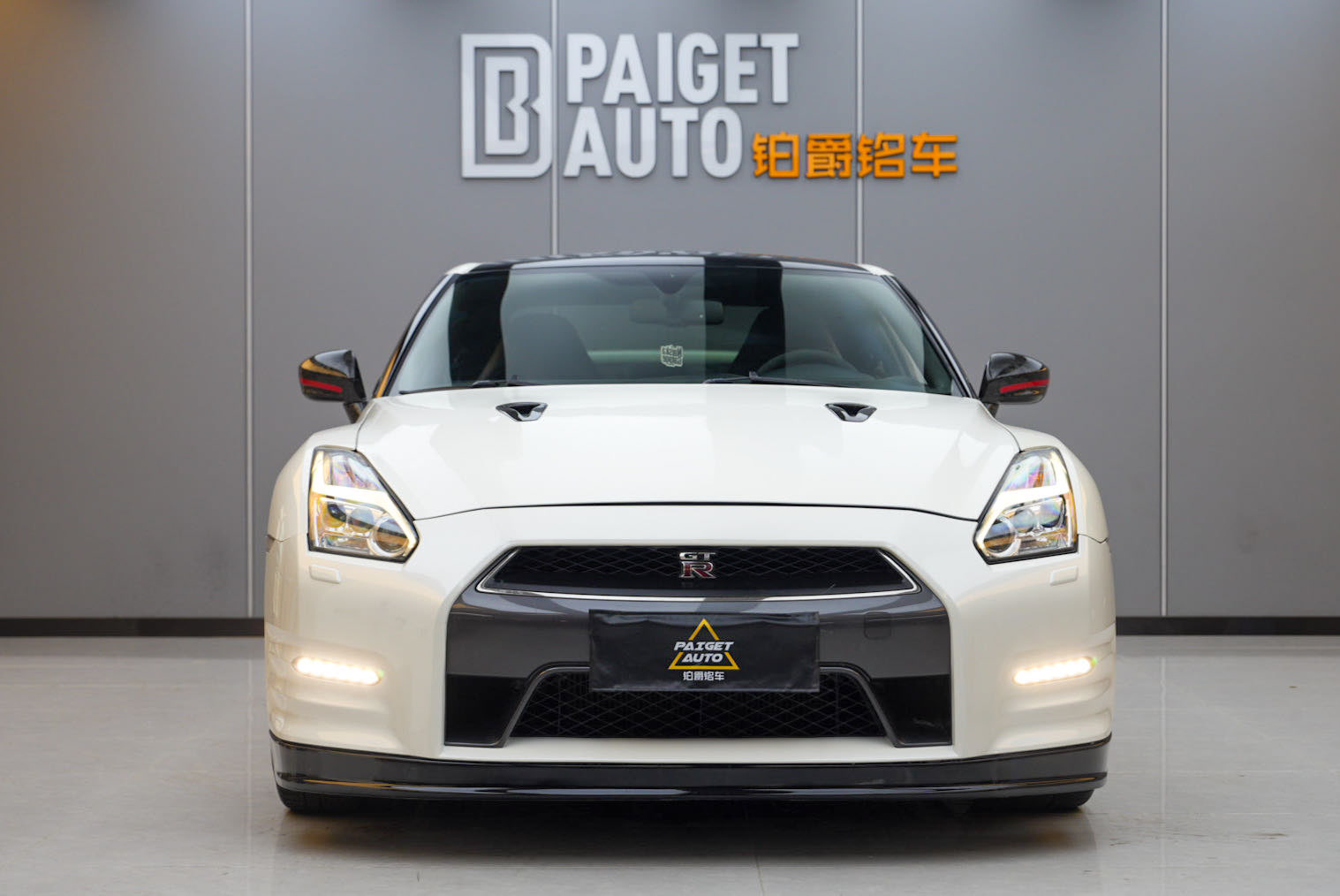 Nissan GT-R 2016 汽车图片 