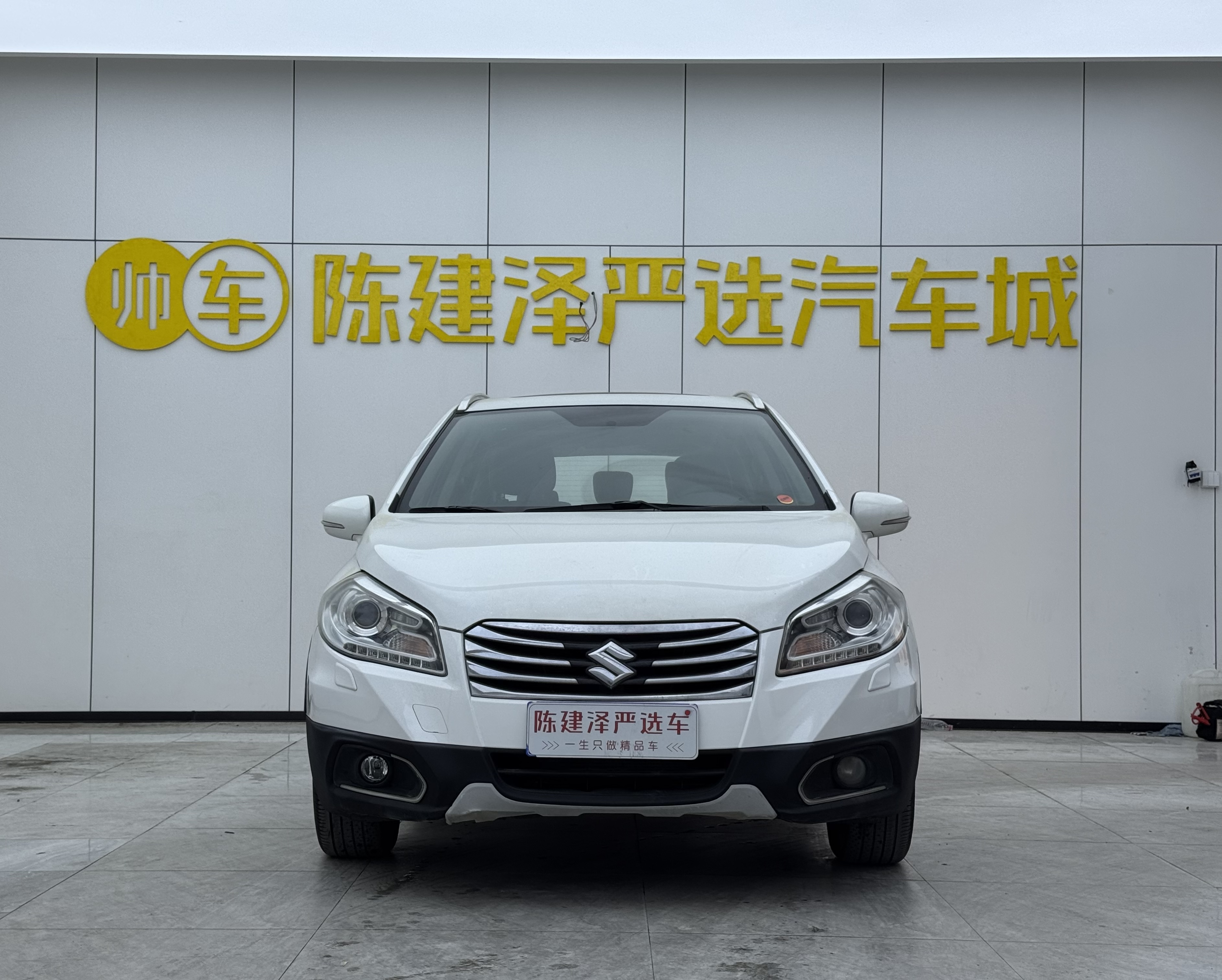 Suzuki S-Cross 2014 صورة سيارة 