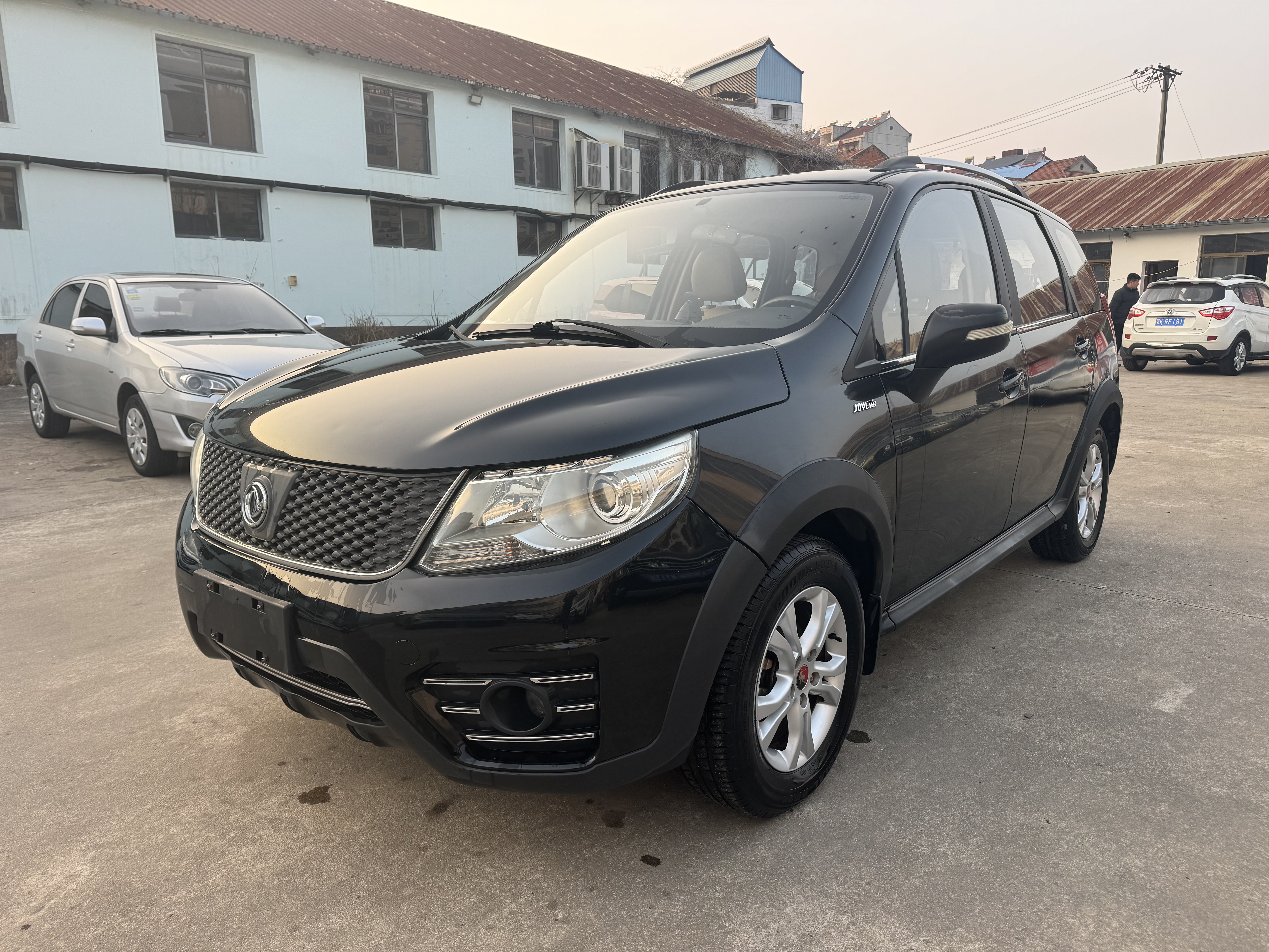 Forthing JOYEAR X3 2015 汽车图片 