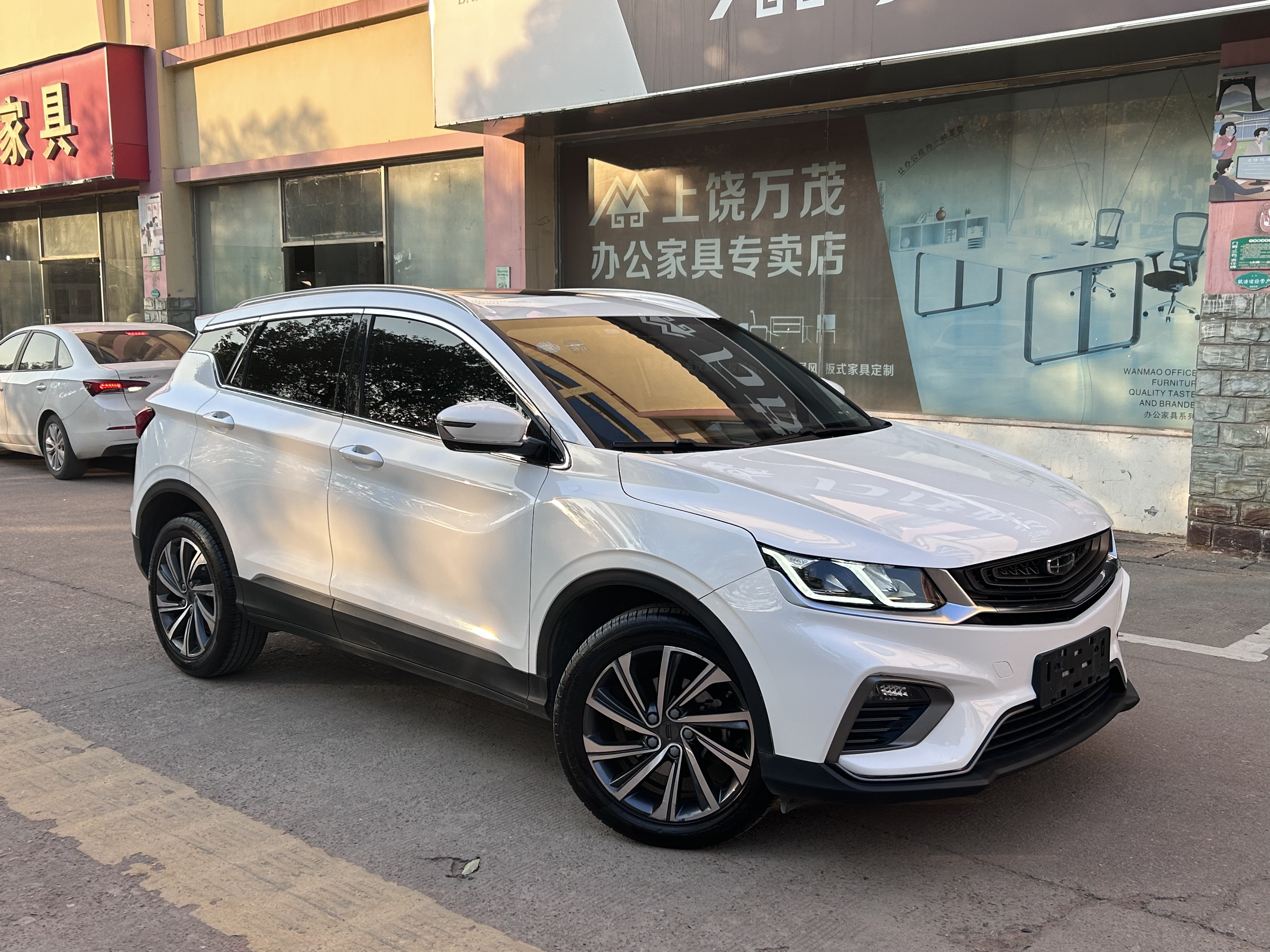 GEELY Coolray 2020 GEELY Coolray 2020 car image