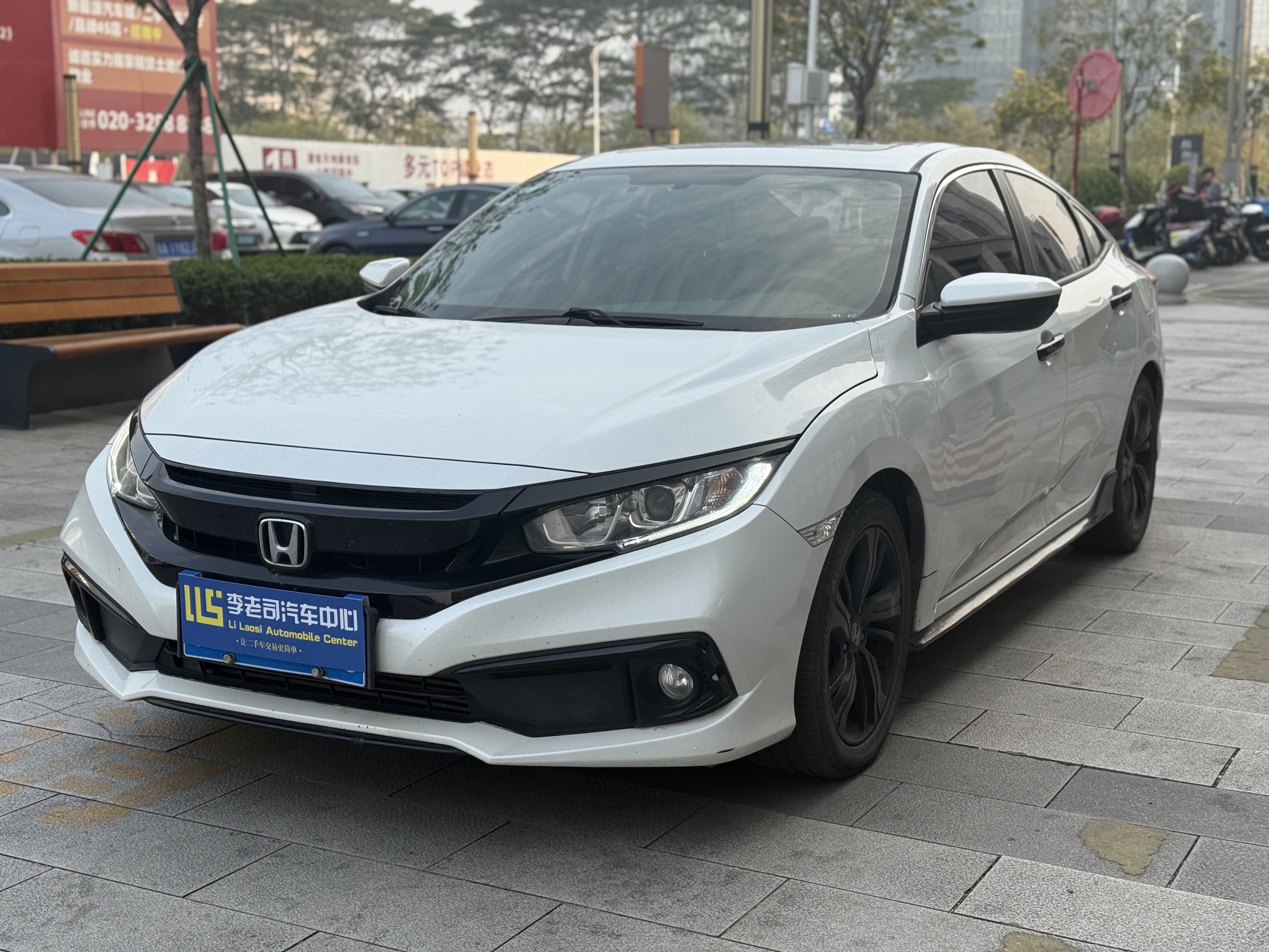 Honda Civic 2019 car image 