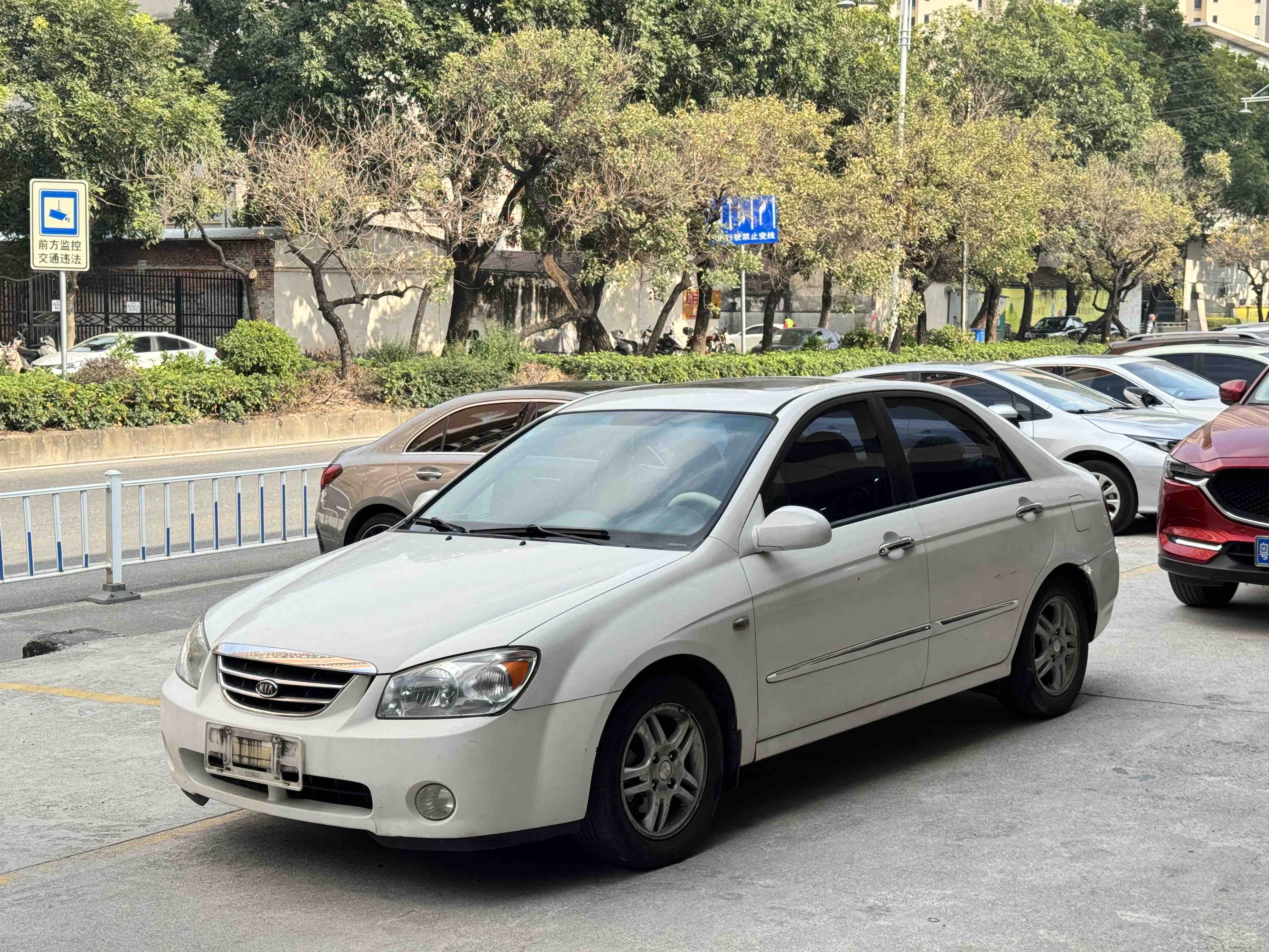 Kia Cerato 2005 汽车图片 