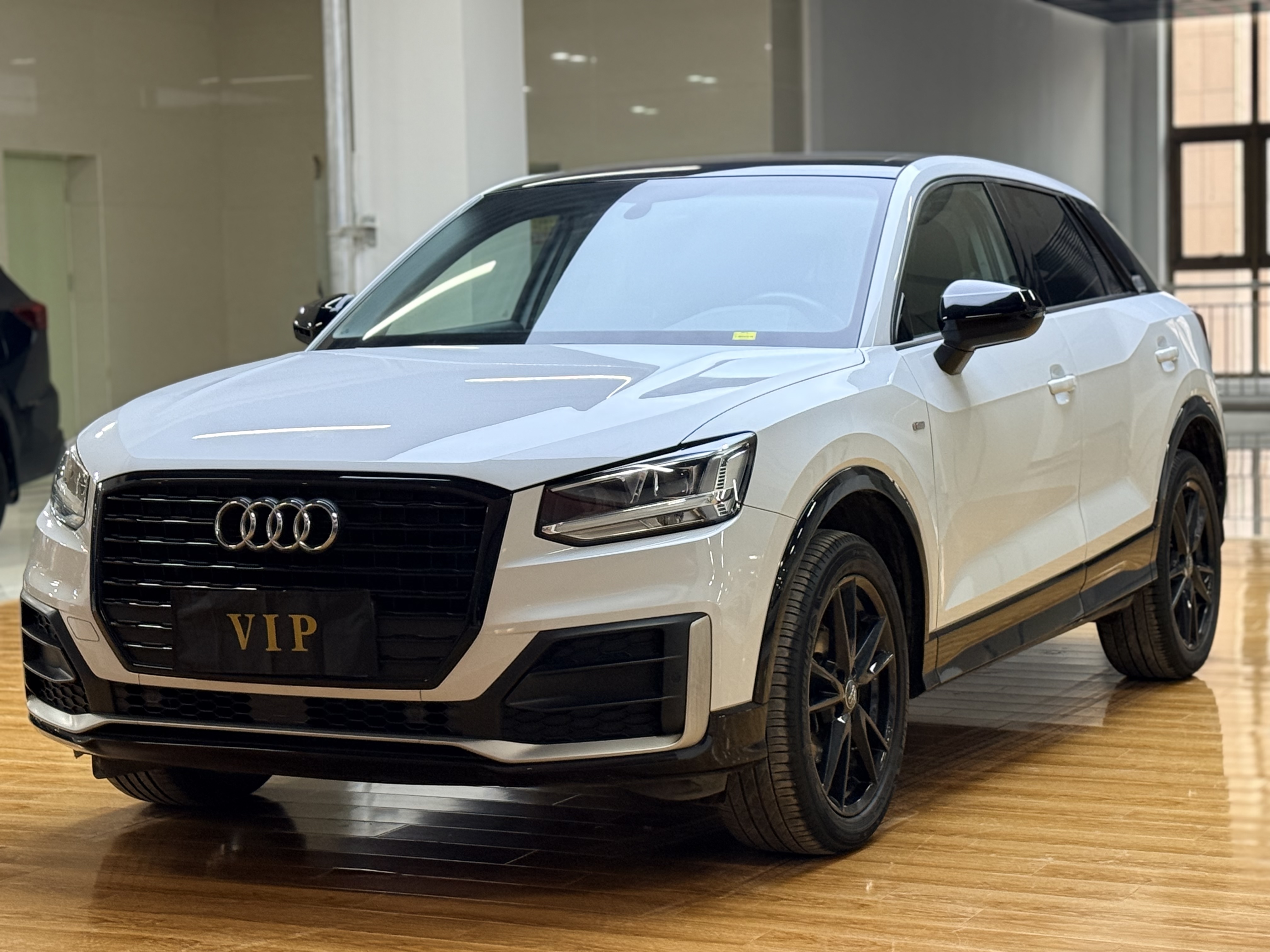 Q2L 2019 car image 