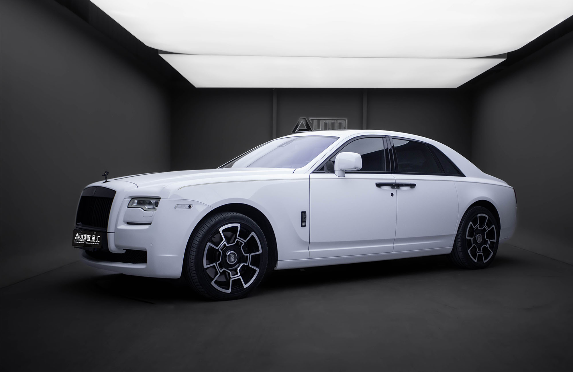 Rolls-Royce Ghost 2011 Rolls-Royce Ghost 2011 汽车图片