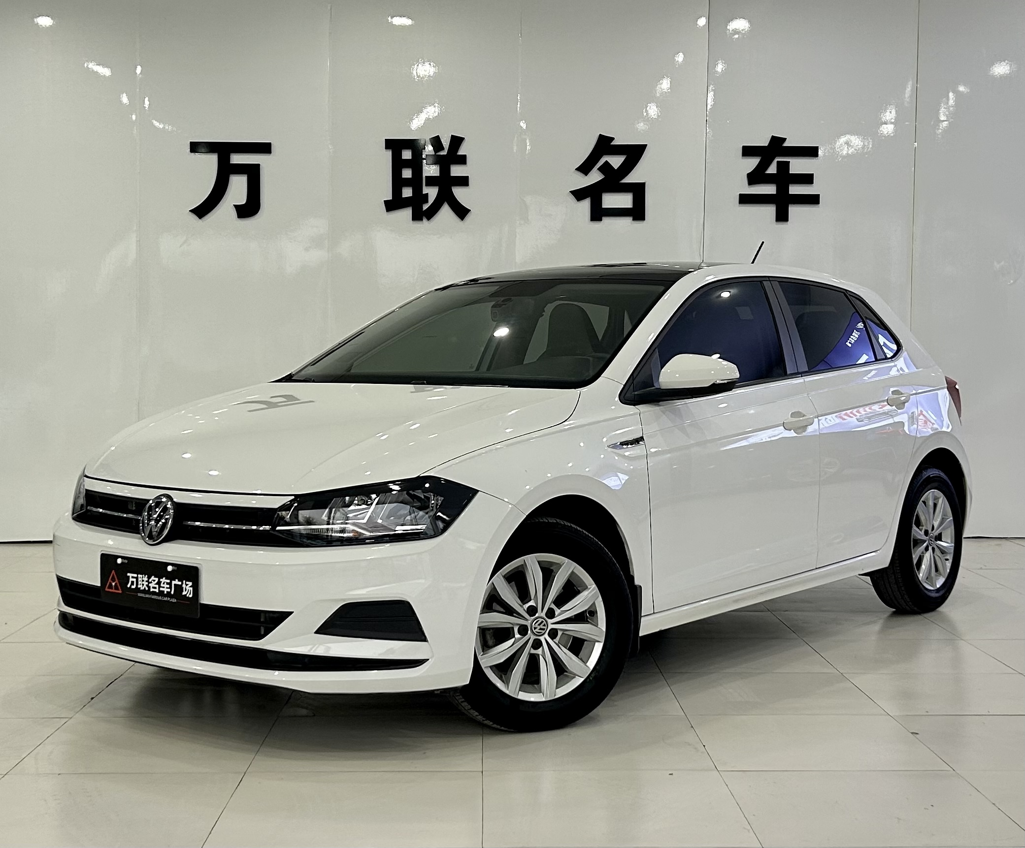 Volkswagen Polo 2021 car image 