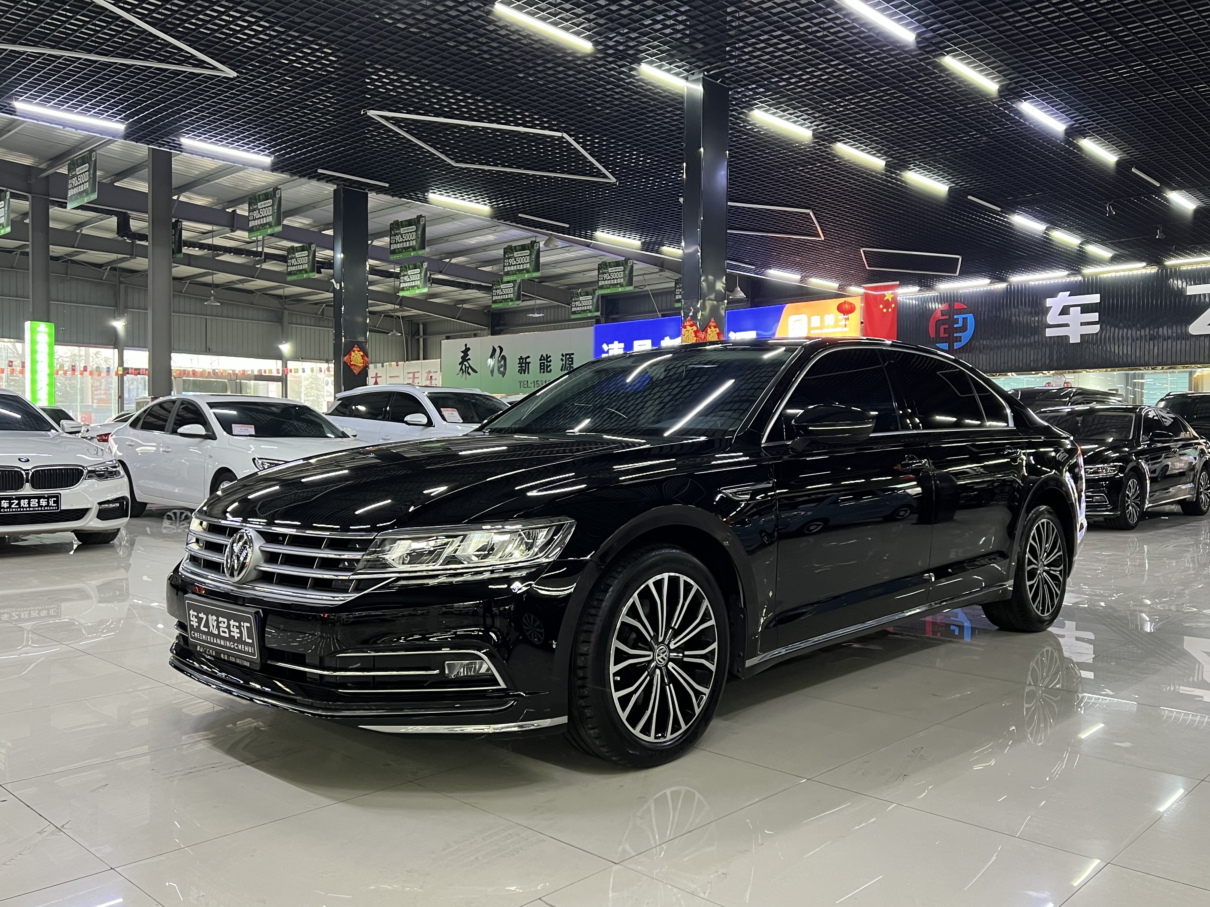 Volkswagen Phideon 2020 immagine di auto 