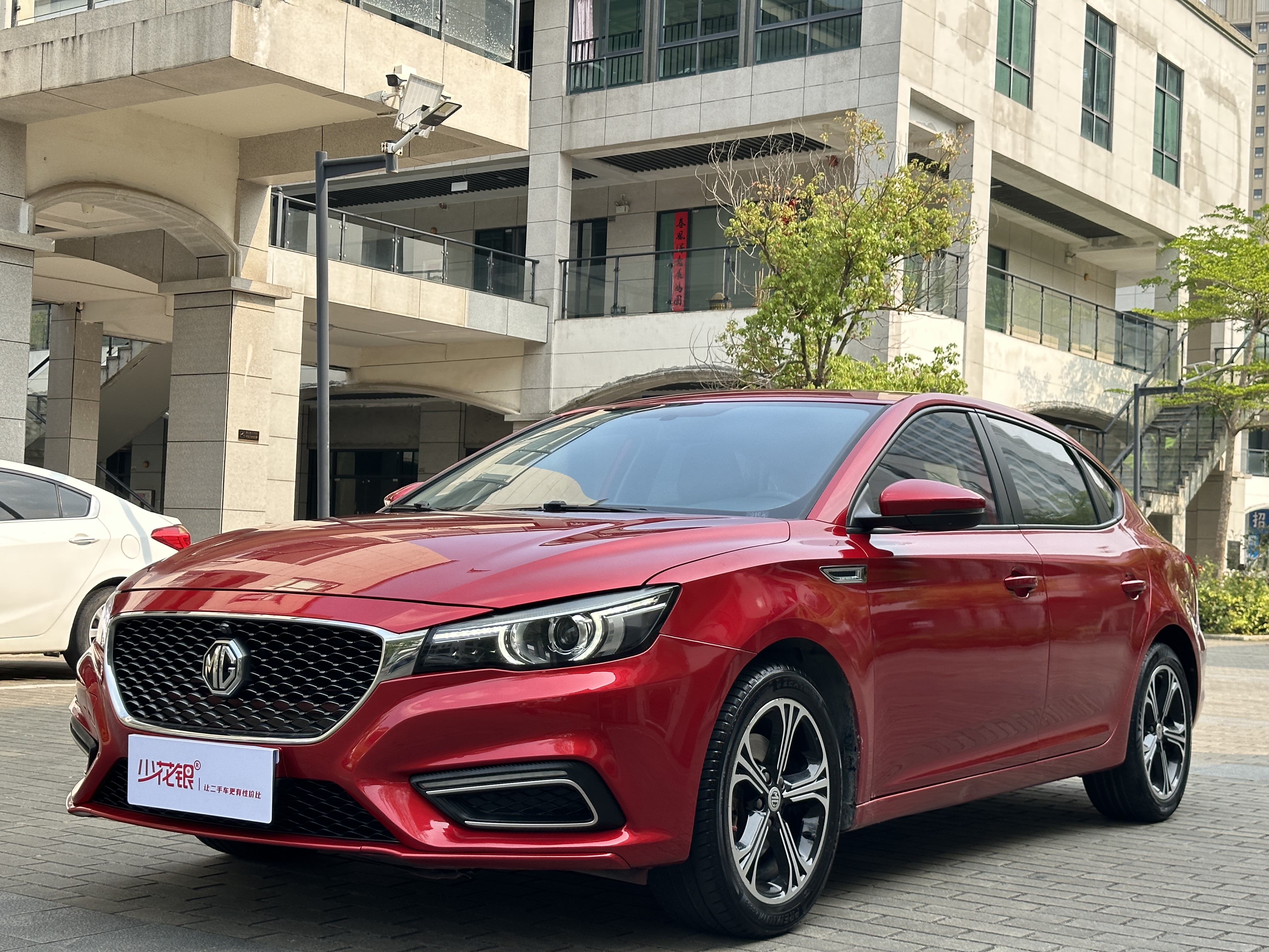 MG 6 2019 immagine di auto 