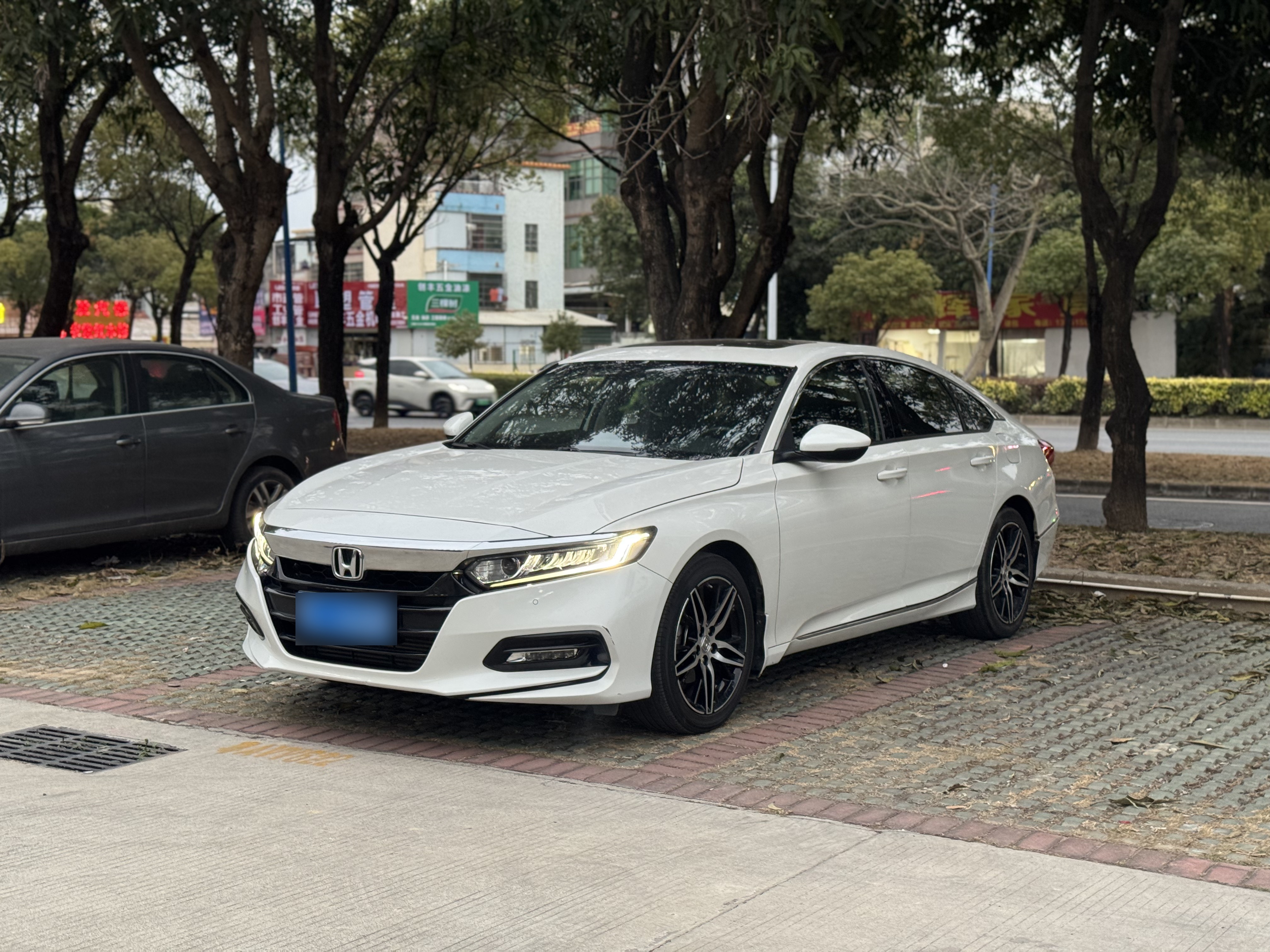 Honda Accord 2019 image de voiture 