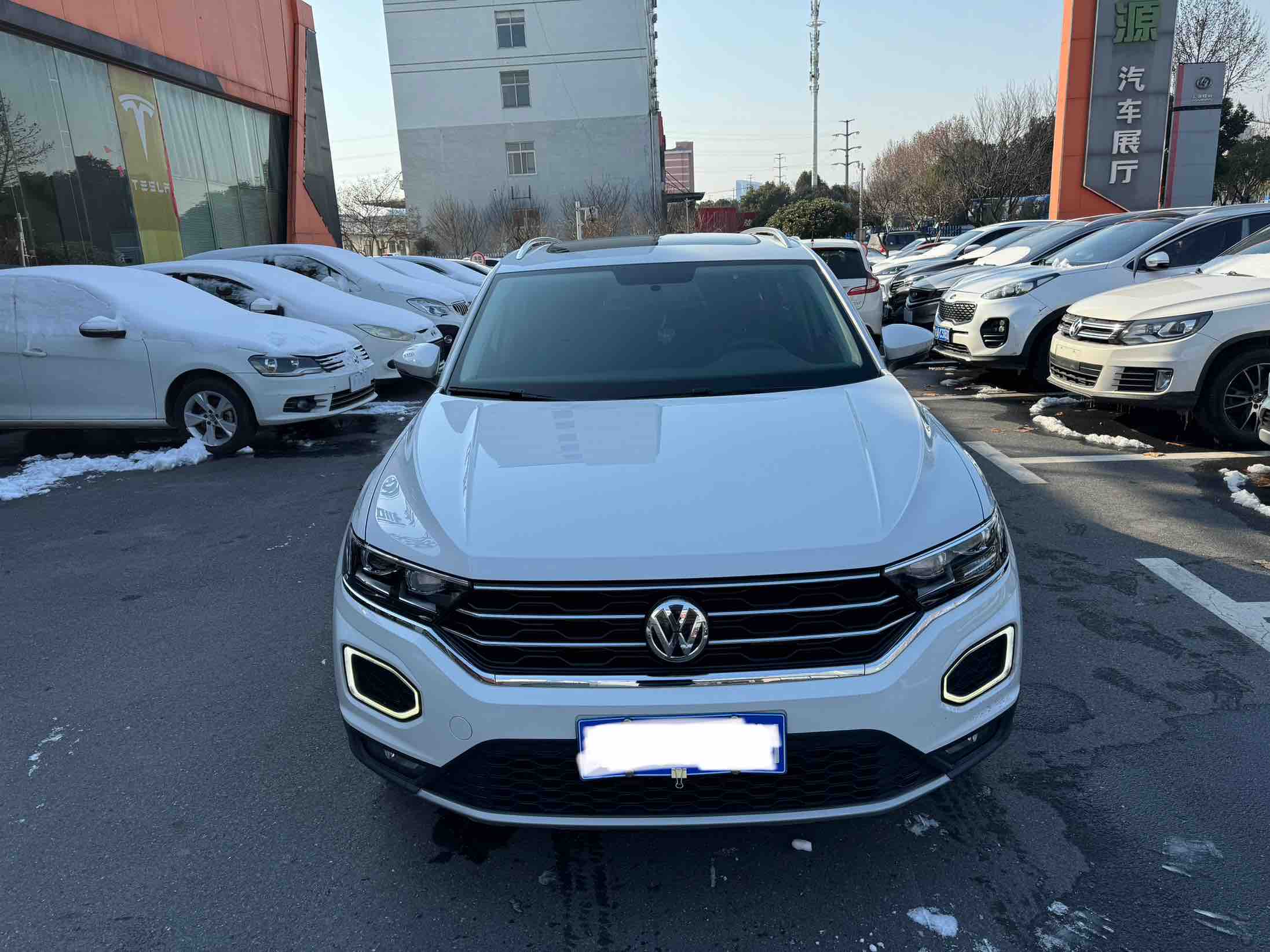 Volkswagen T-Roc 2019 car image 