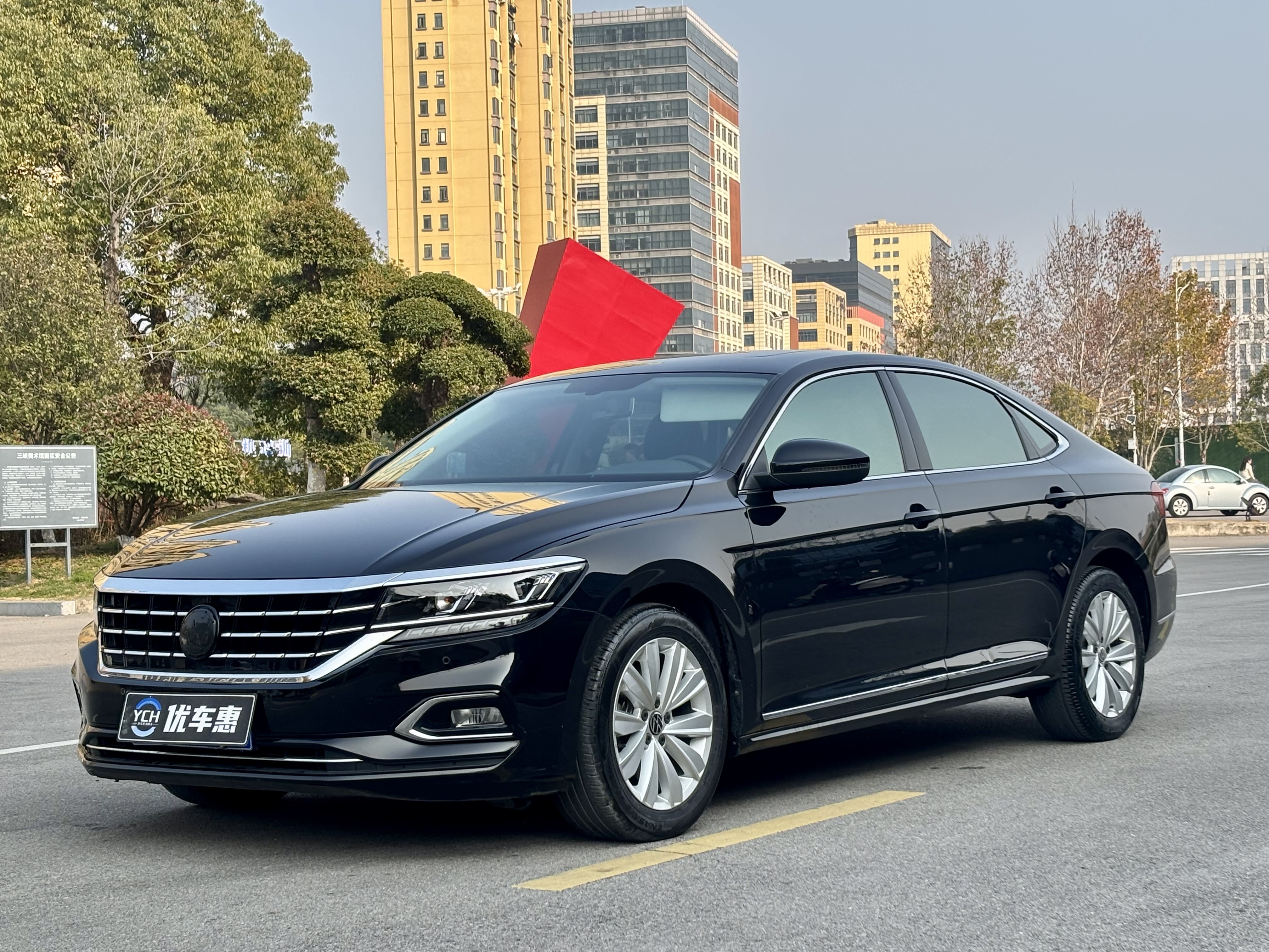Volkswagen 2019 car image 