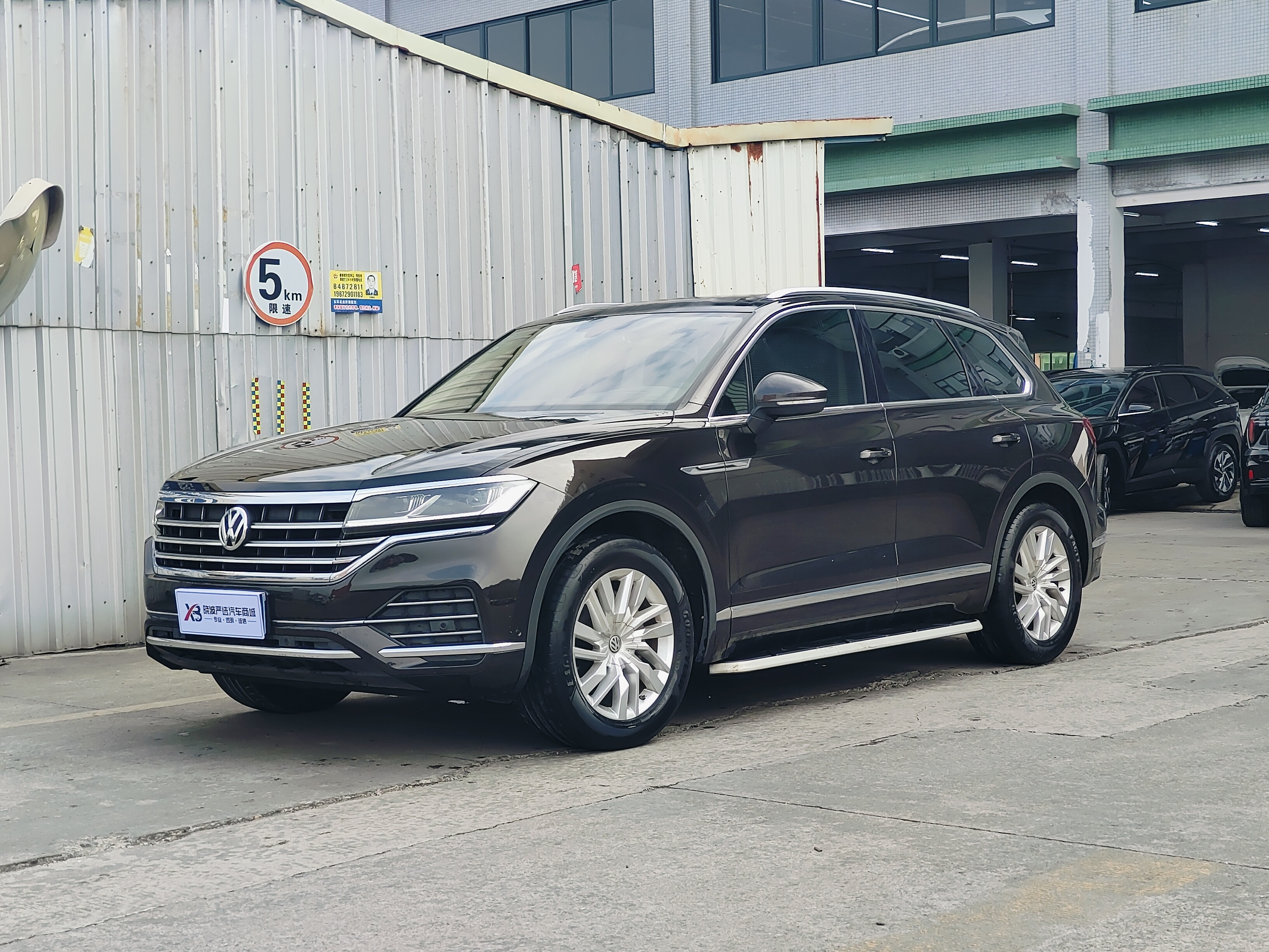 Volkswagen Touareg 2019 car image 