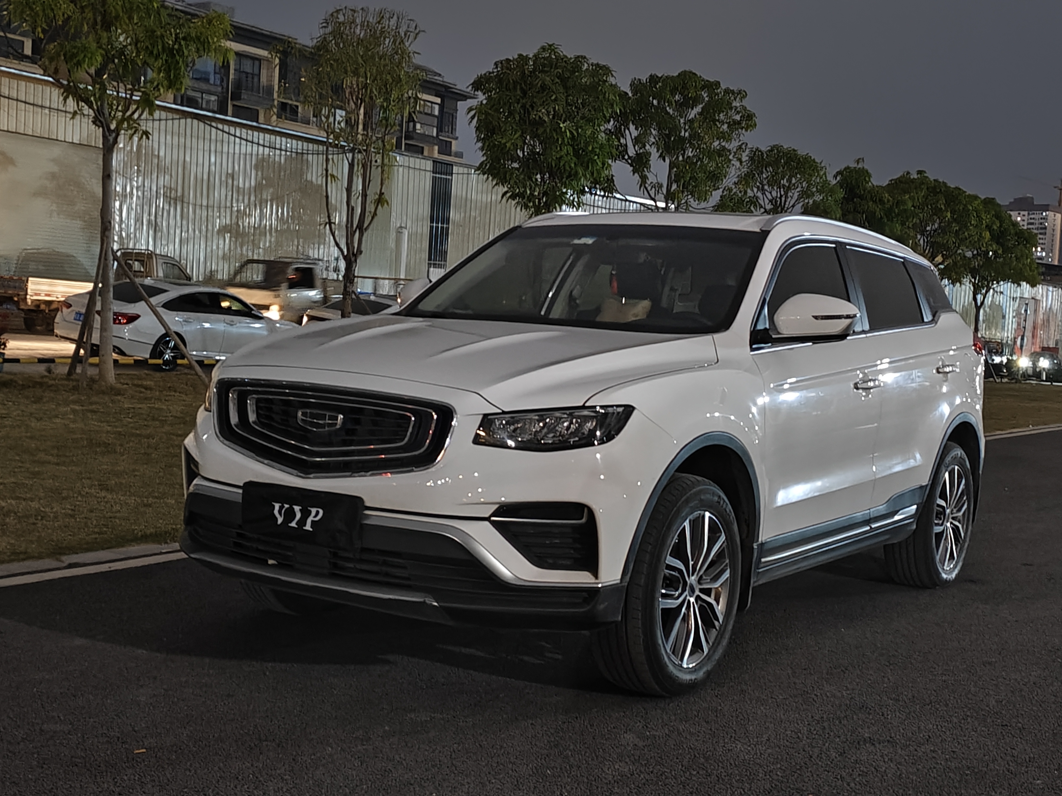 GEELY Boyue 2020 car image 