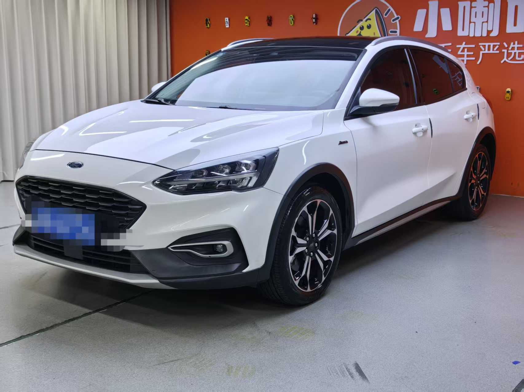 Ford Focus Active 2020 car image 