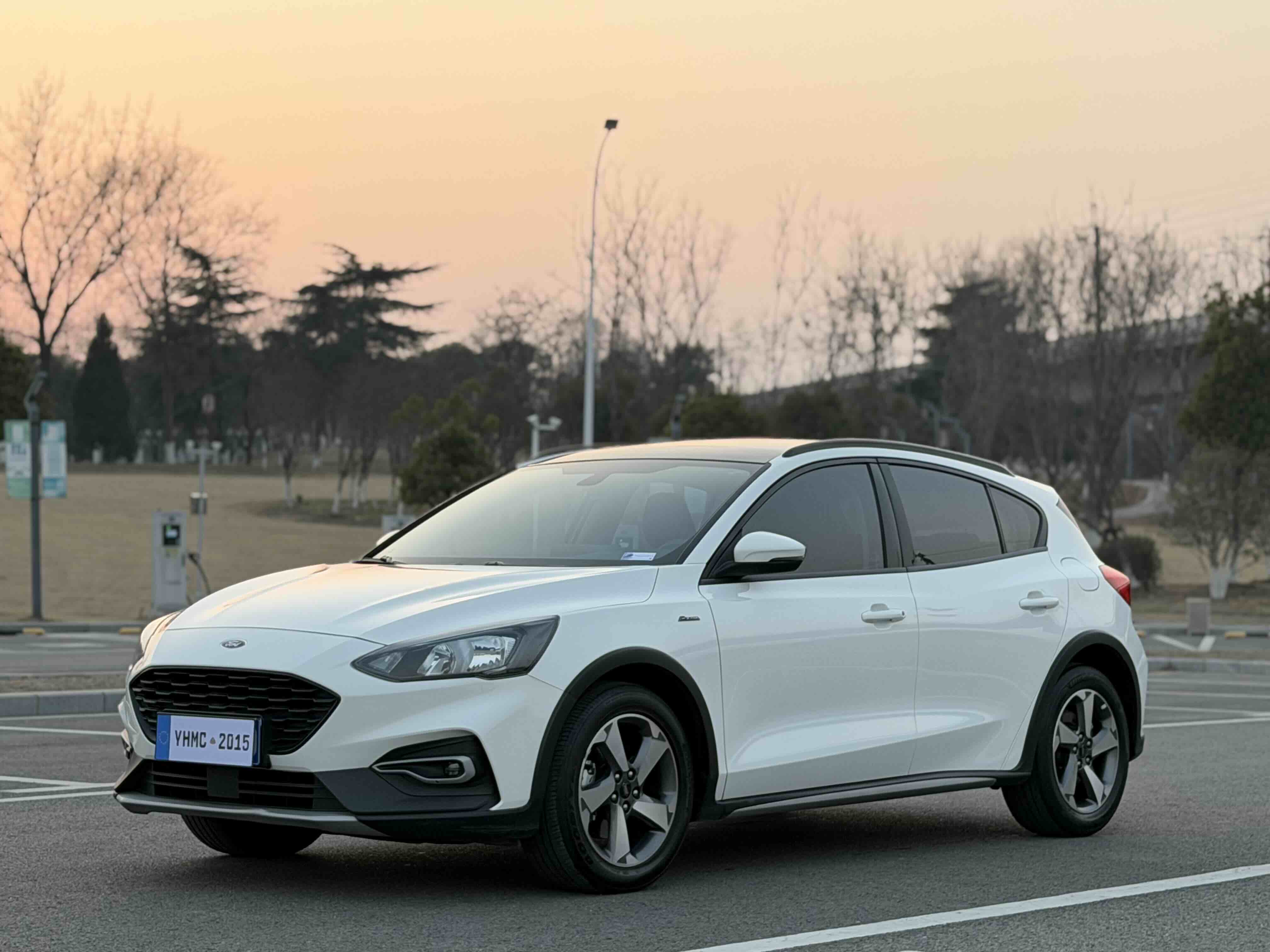 Ford Focus Active 2020 car image 