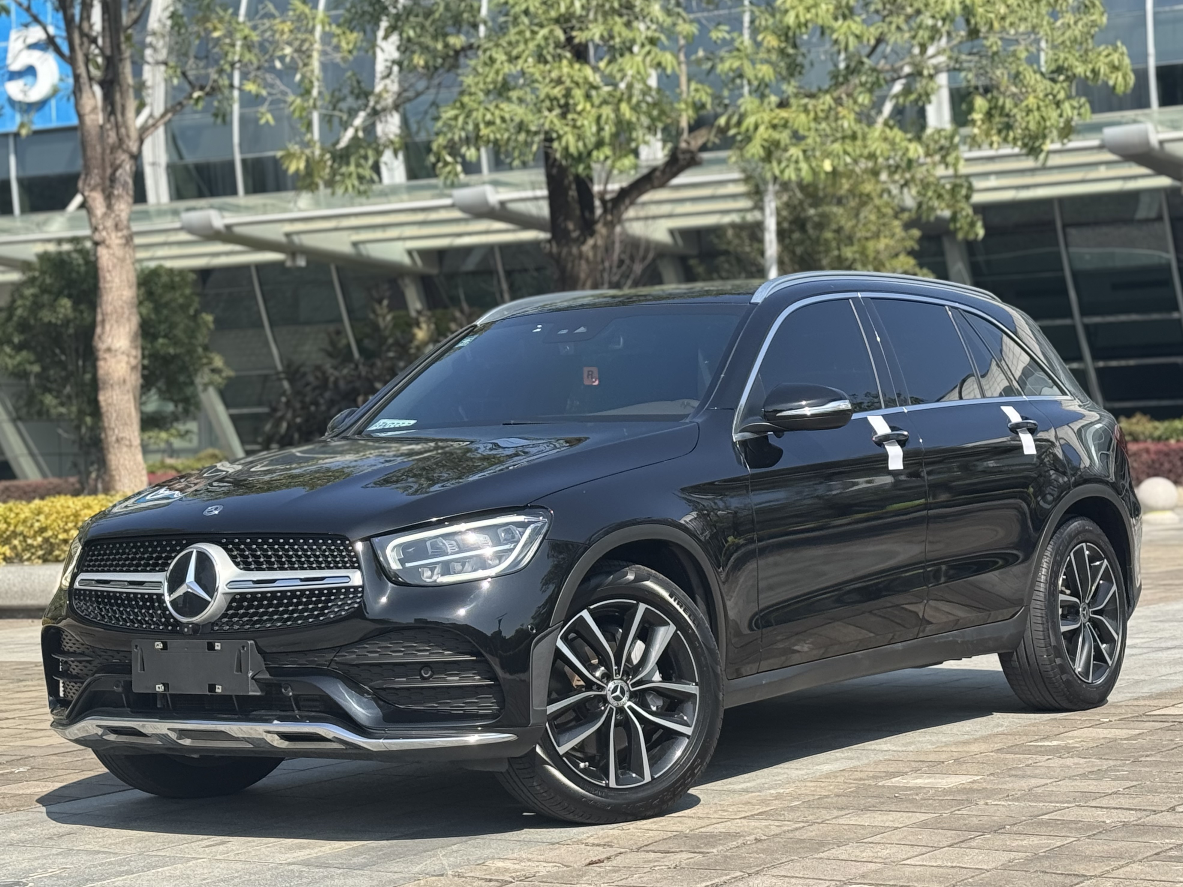 Mercedes-Benz GLC Class 2020 汽车图片 