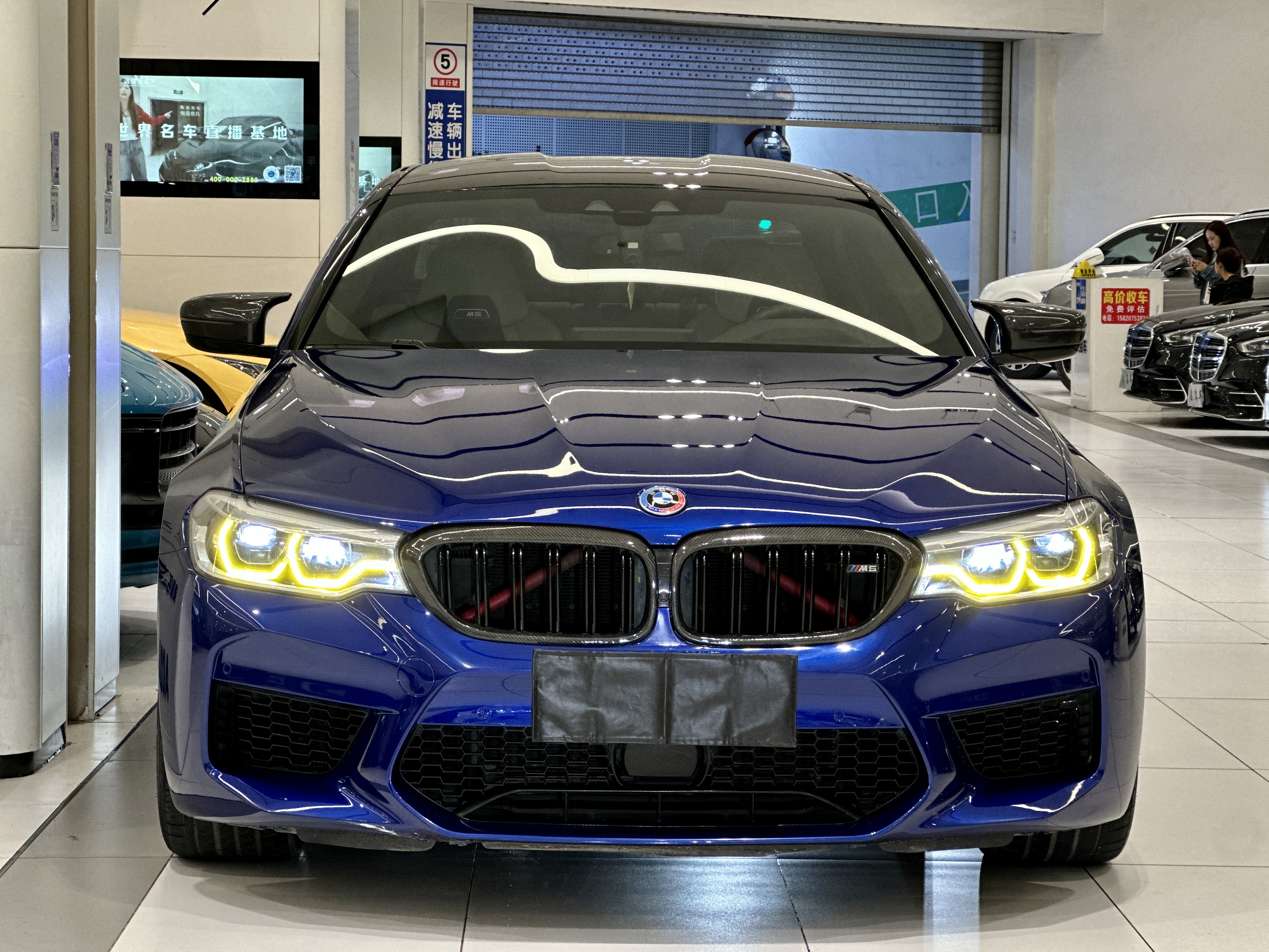 BMW M5 2021 صورة سيارة 