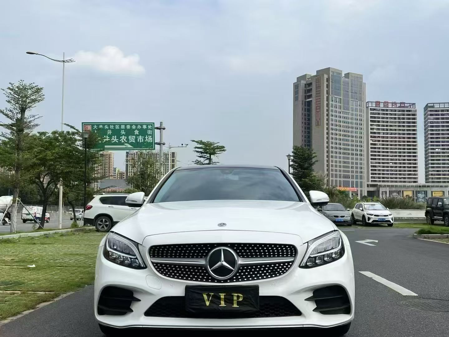 Mercedes-Benz C Class 2020 car image 