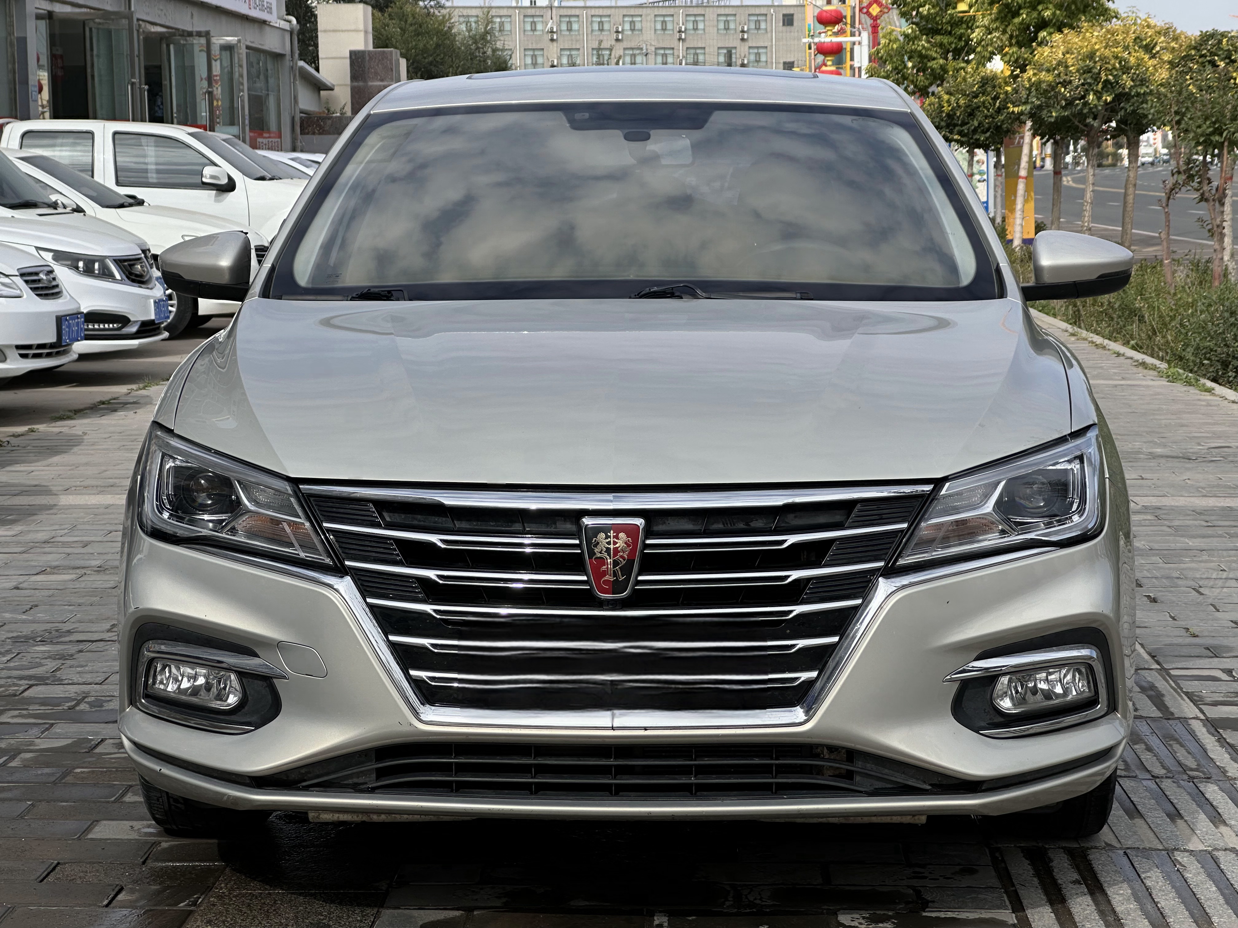 Roewe i5 2020 car image 